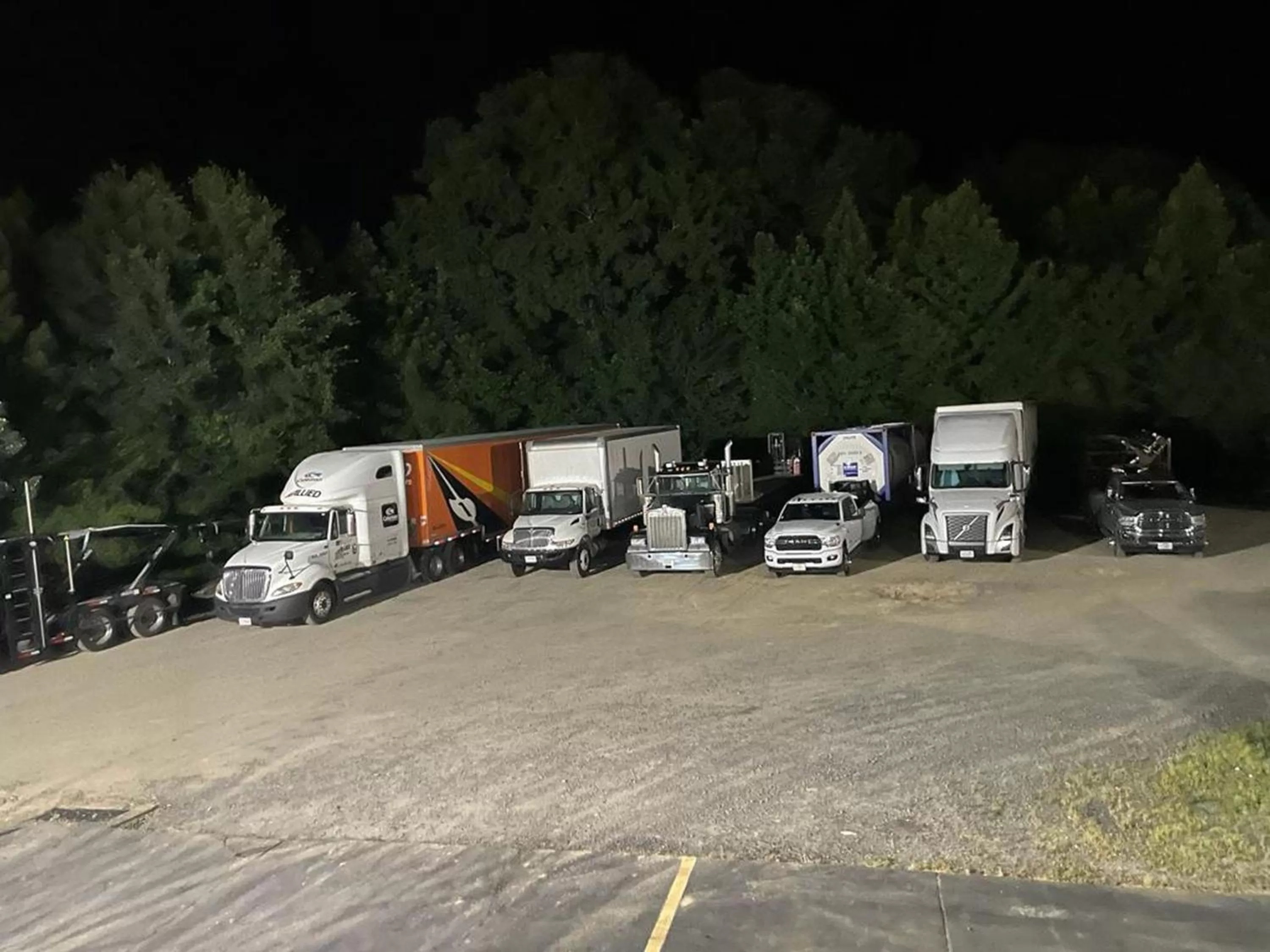 Parking in Super 8 by Wyndham Hazen