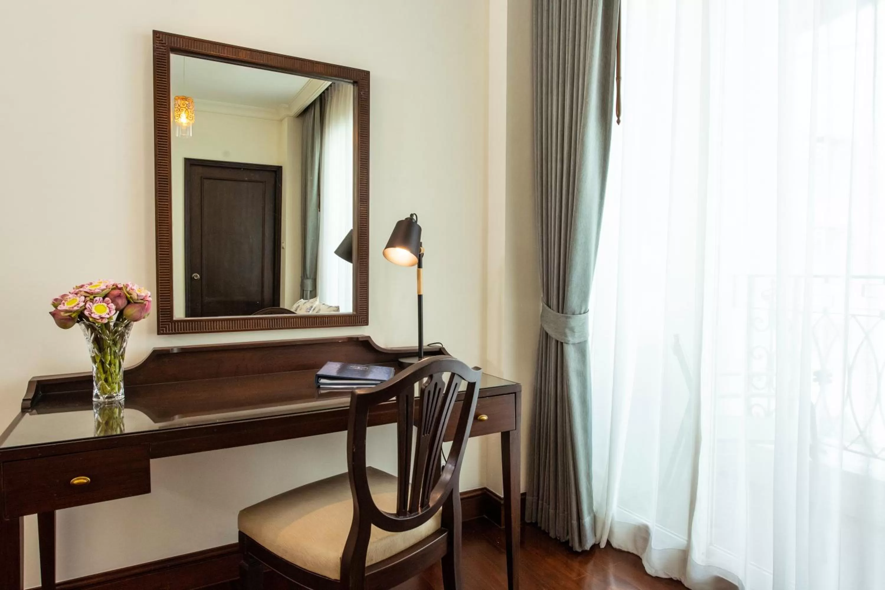 The Rose Residence, Bangkok