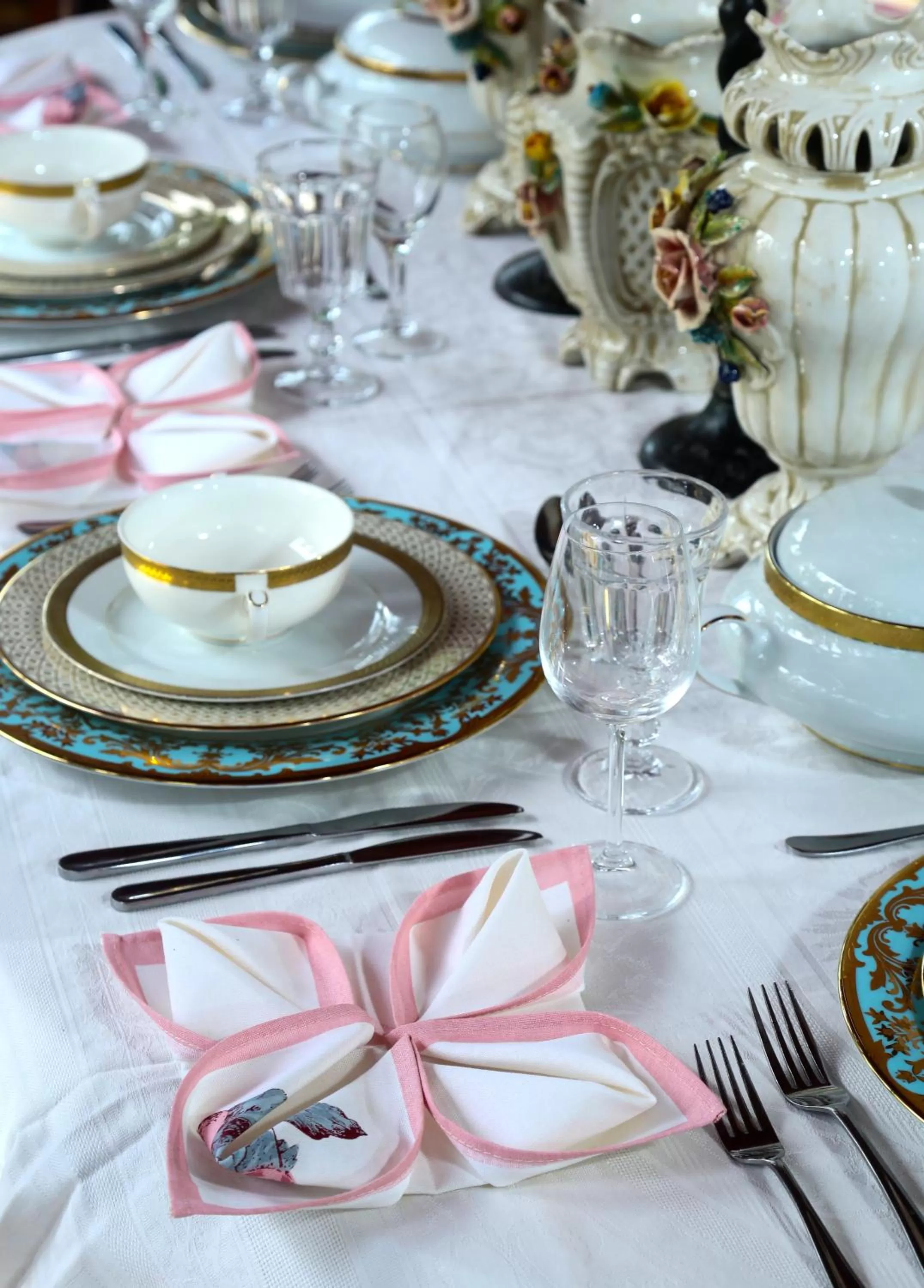 Breakfast in Villa Ceylon