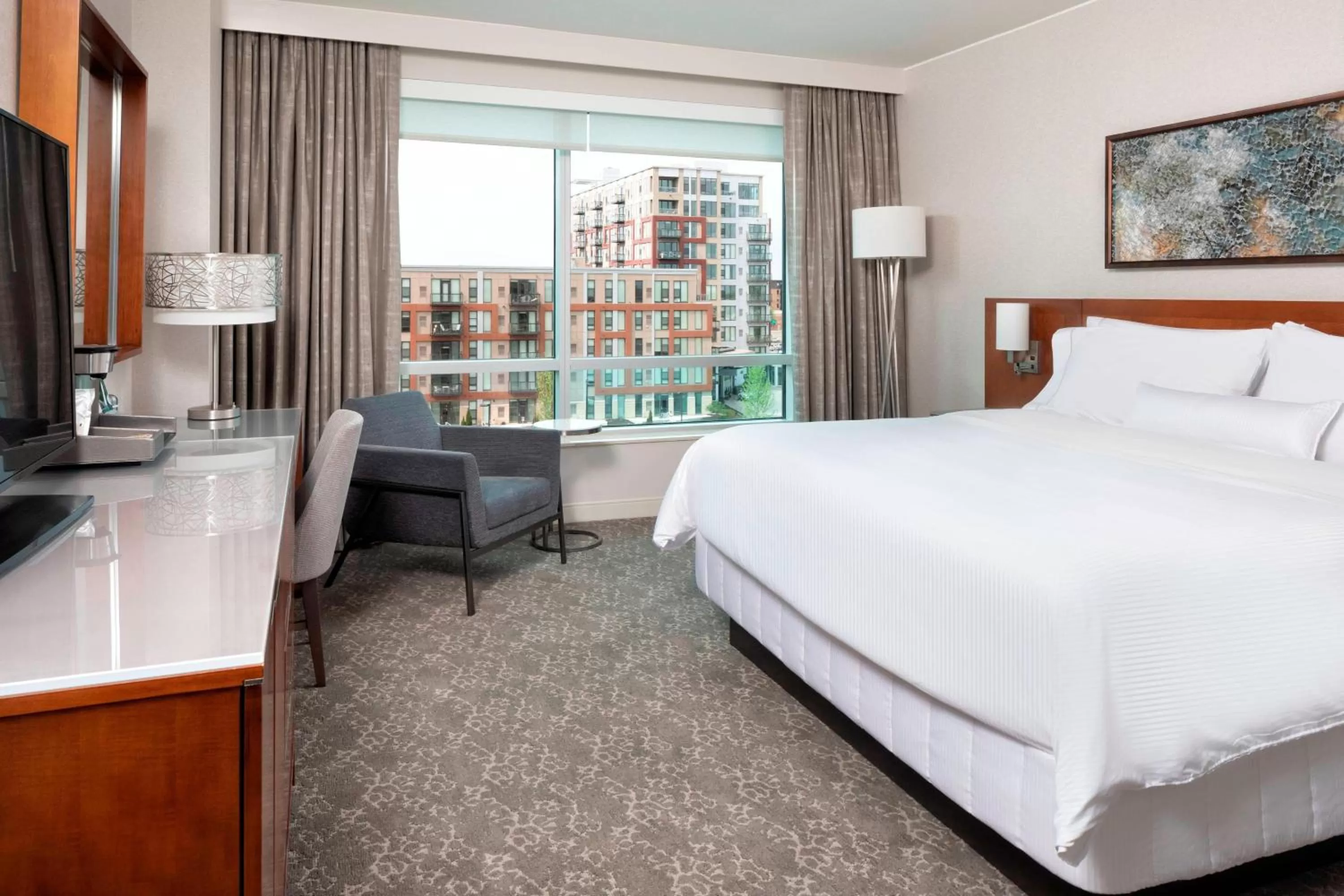 Photo of the whole room, Bed in The Westin Edina Galleria