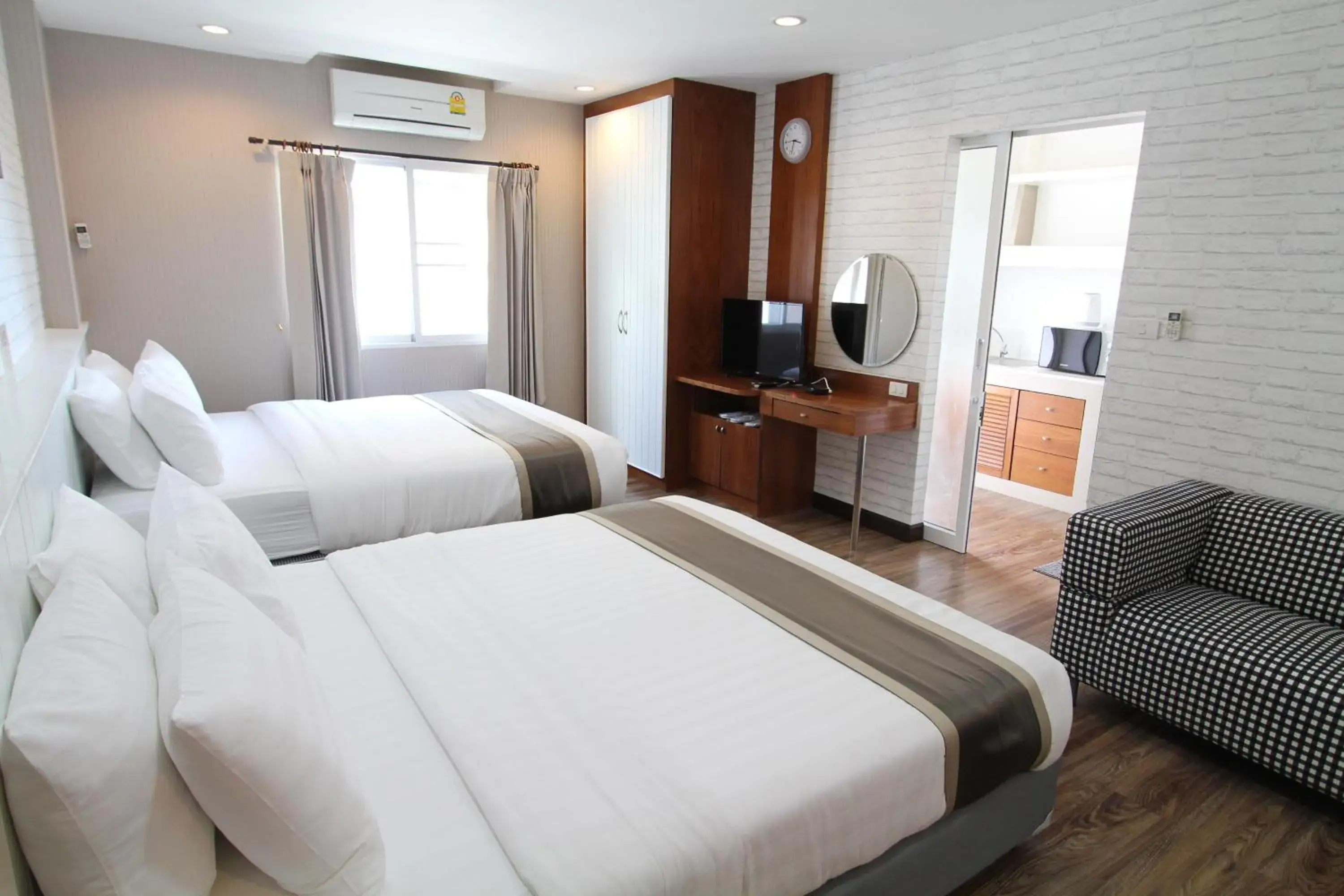 Executive Queen Room with Two Queen Beds in At Residence Suvarnabhumi Hotel Executive Queen Room with Two Queen Beds in At Residence Suvarnabhumi Hotel
