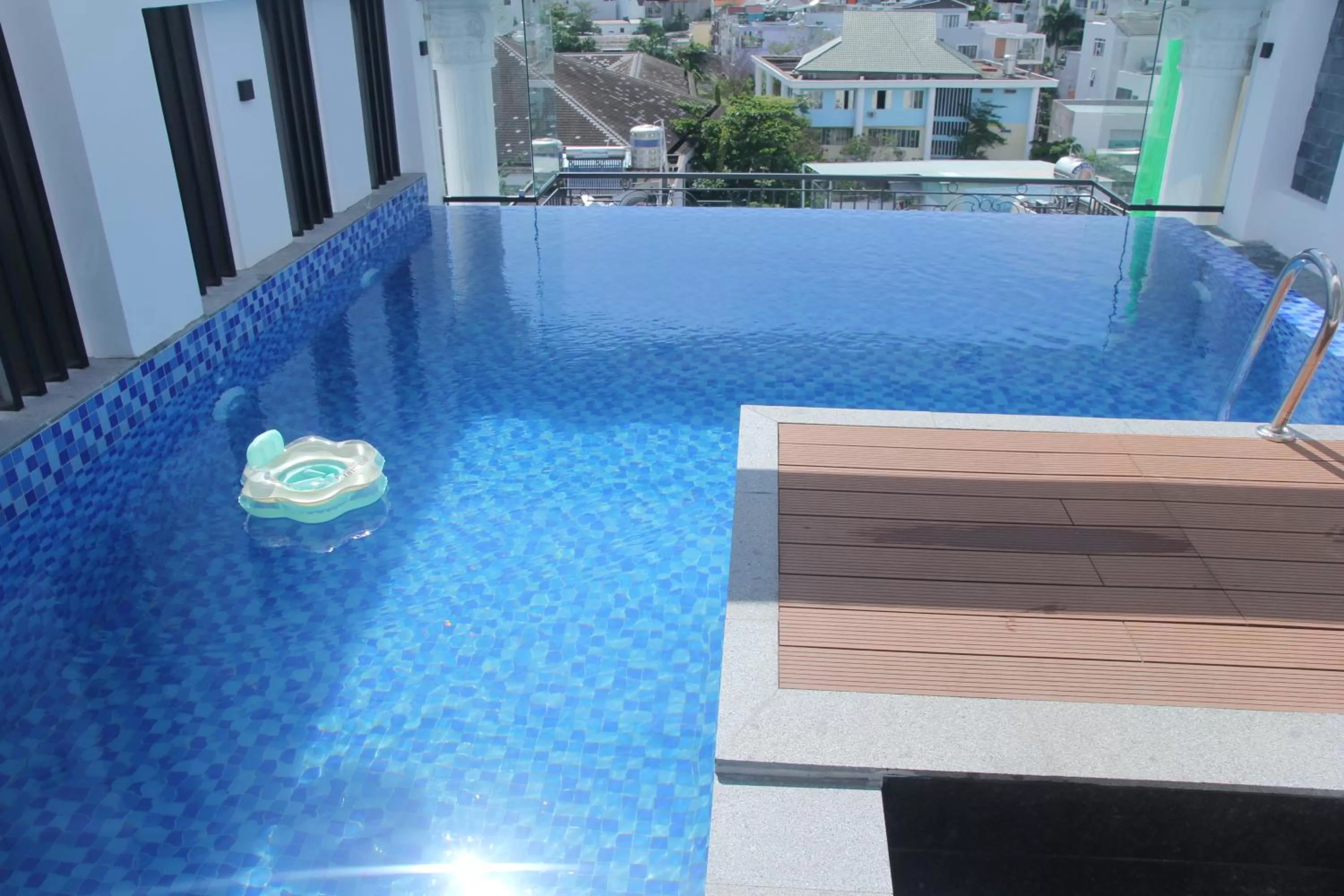 Day in Lyly's House - Homestay