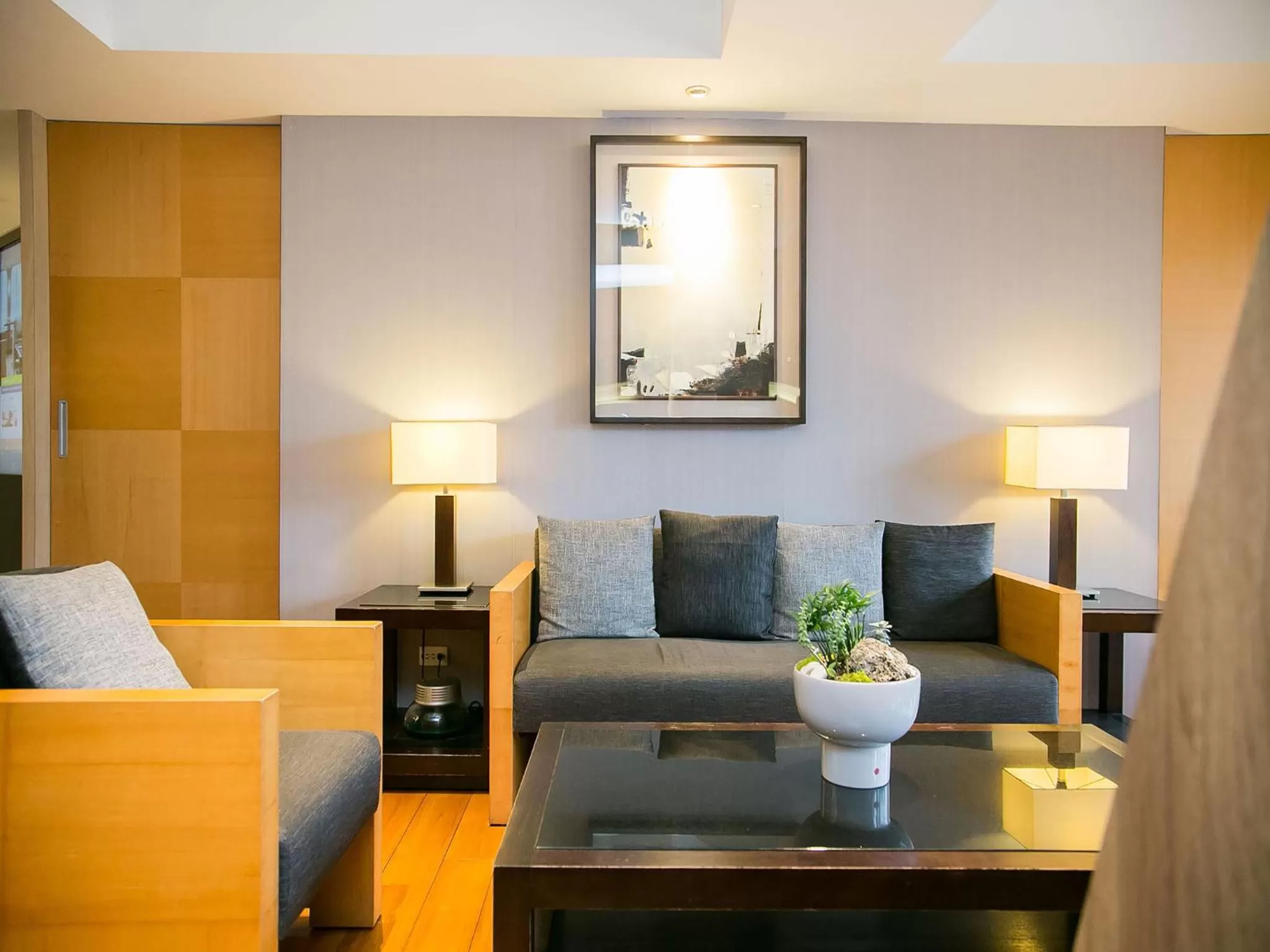 Restaurant/places to eat in Royal Inn Taipei Nanxi - MRT Zhongshan Station