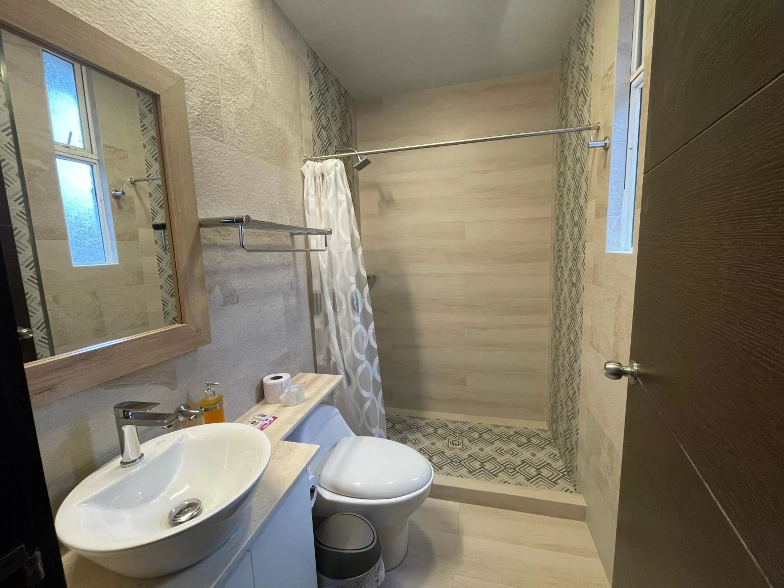 Bathroom in Hotel Shalom