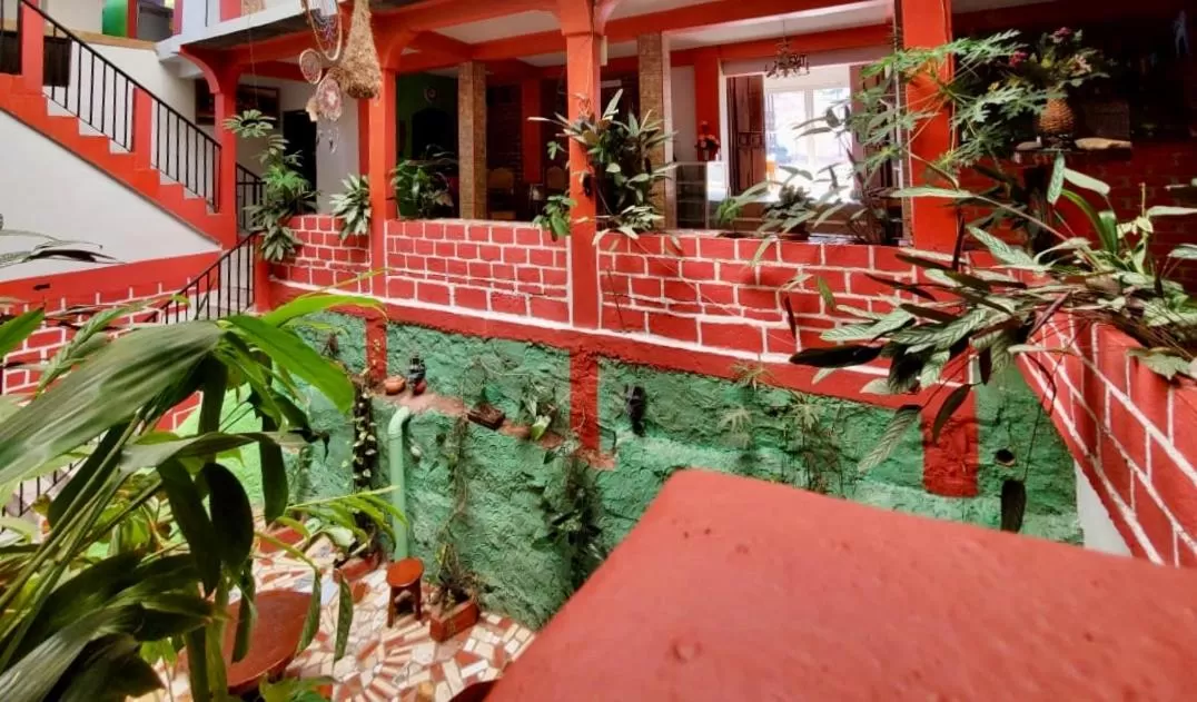 Hotel & Hostal Yaxkin Copan