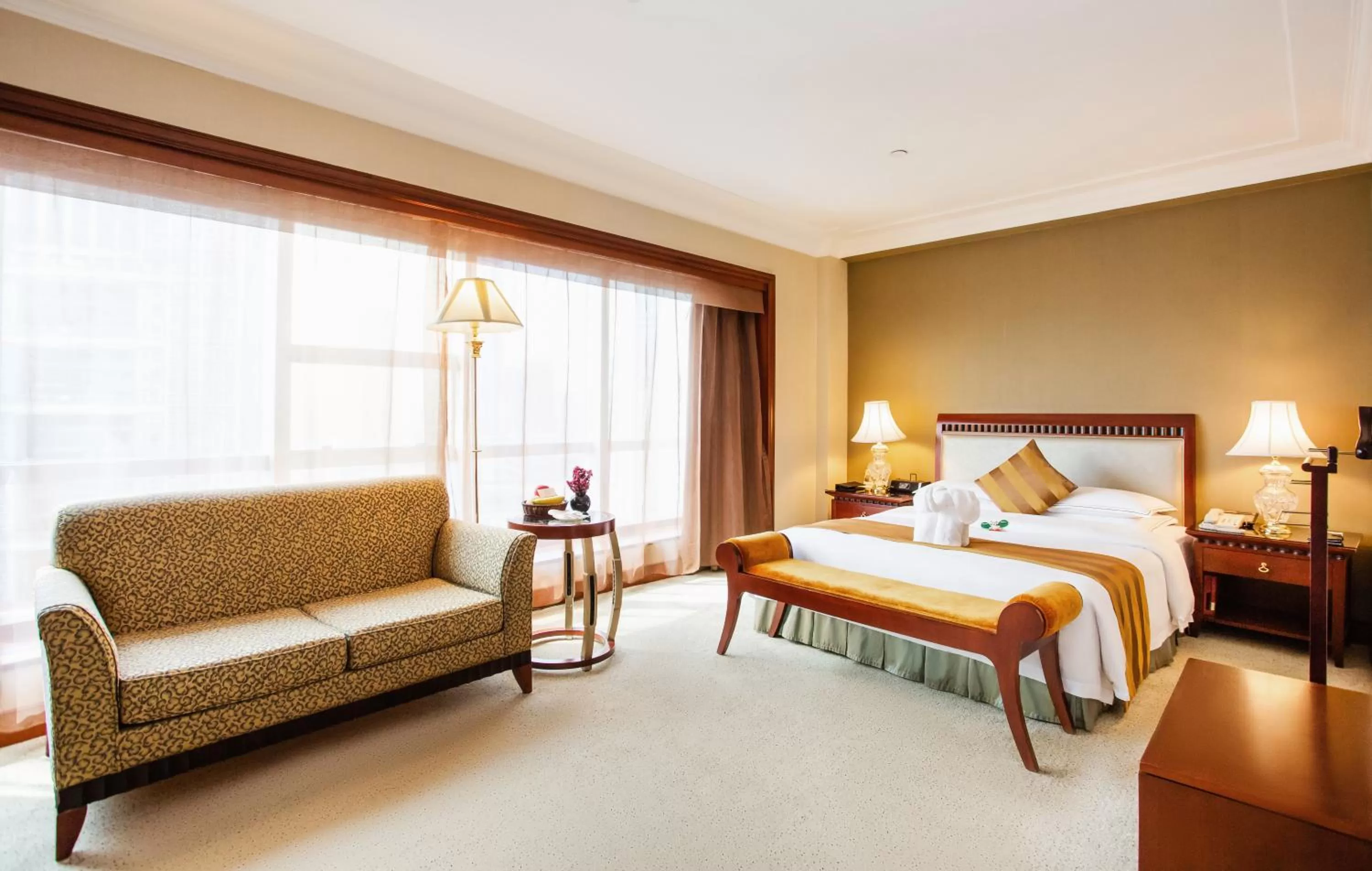 Photo of the whole room in The Pavilion Hotel Shenzhen (Huaqiang NorthBusiness Zone)