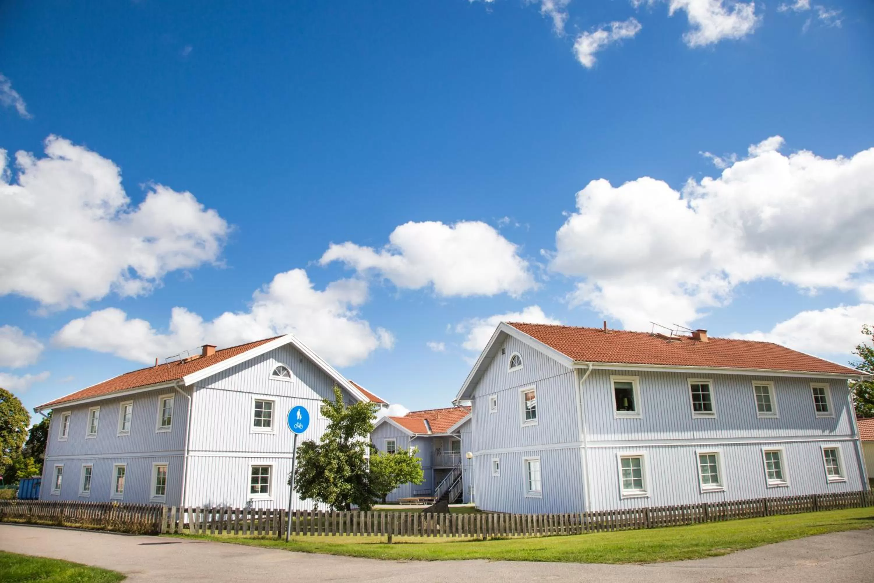 Facade/entrance in Easy Livin' Apartment Hotel