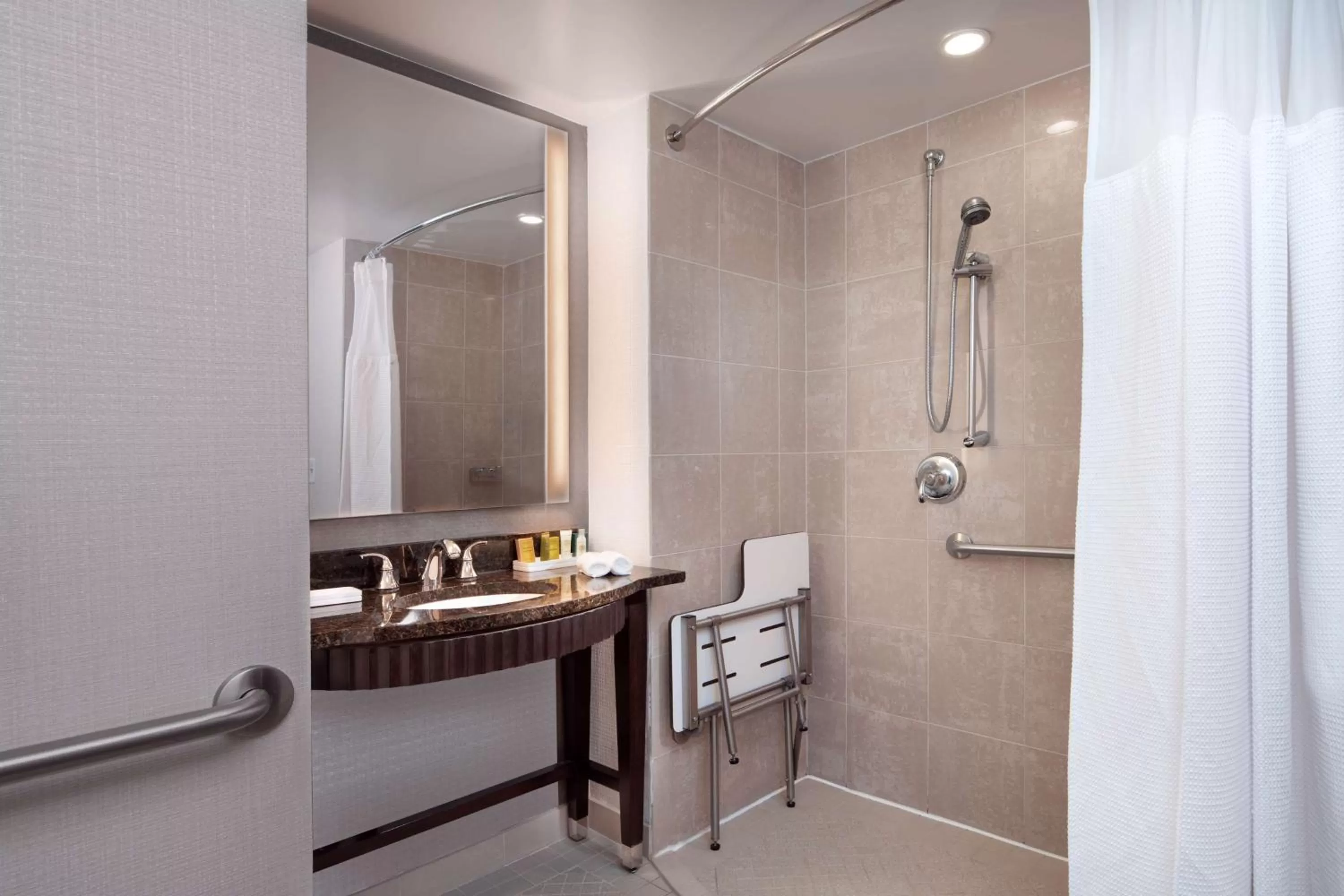 Bathroom in Hilton Baltimore Inner Harbor