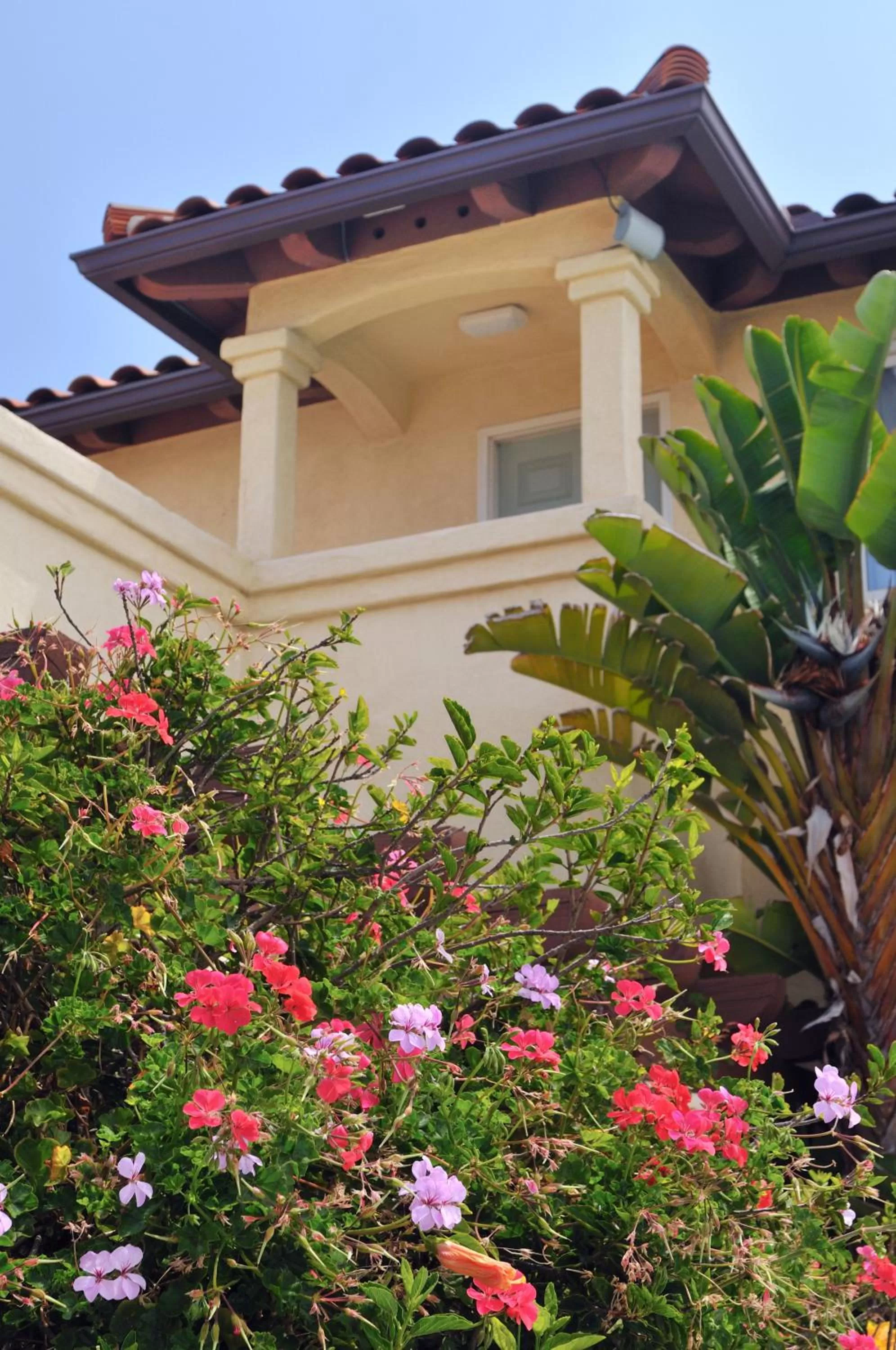 Property building in Old Town Inn