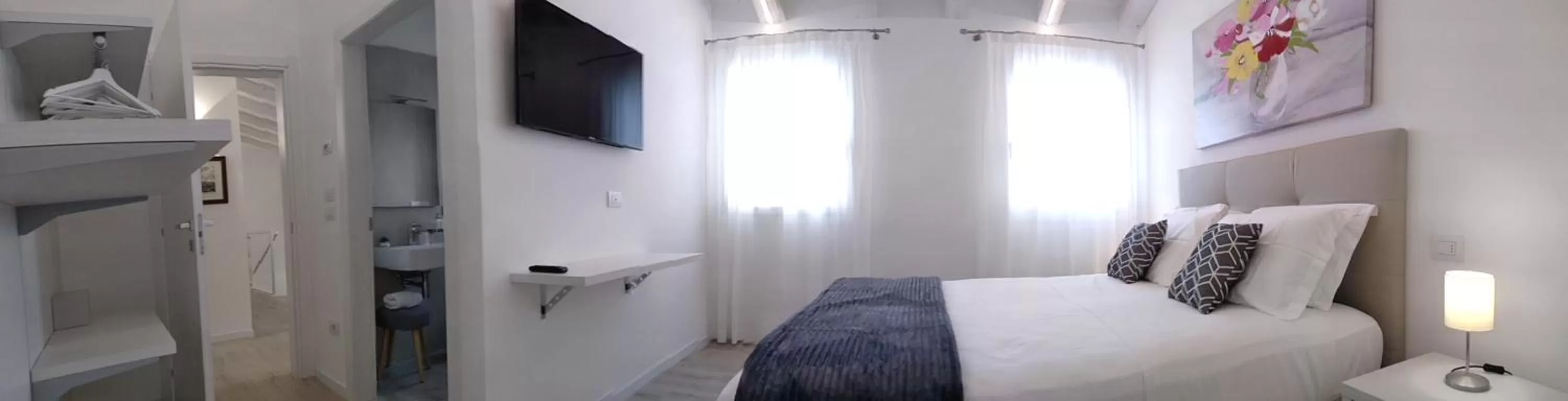 Photo of the whole room, Bed in Le Mandragole B&B