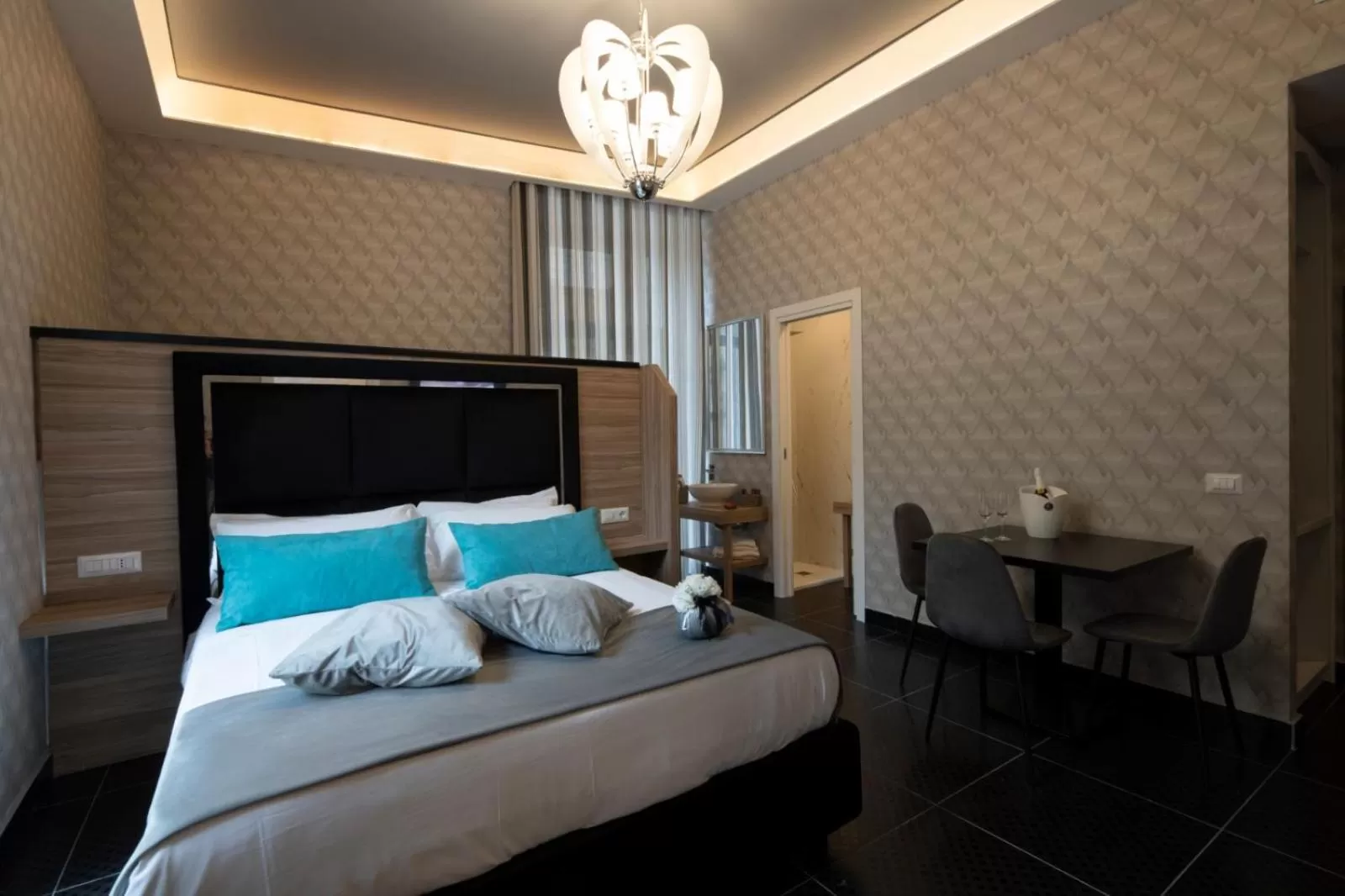 Photo of the whole room, Bed in Sole Luxury Bed and Breakfast