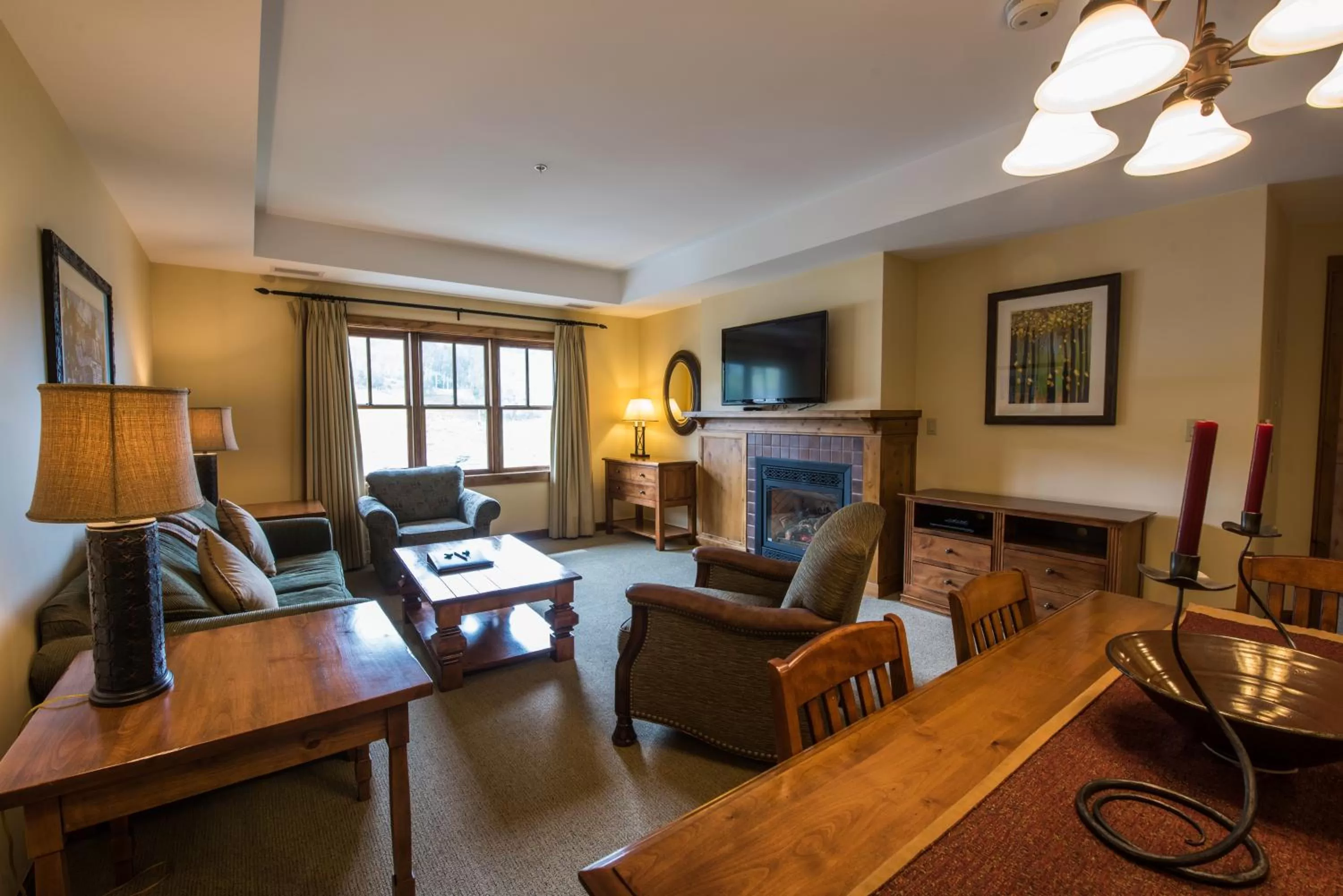 The Lodge at Mountaineer Square, A Vail Resorts Property