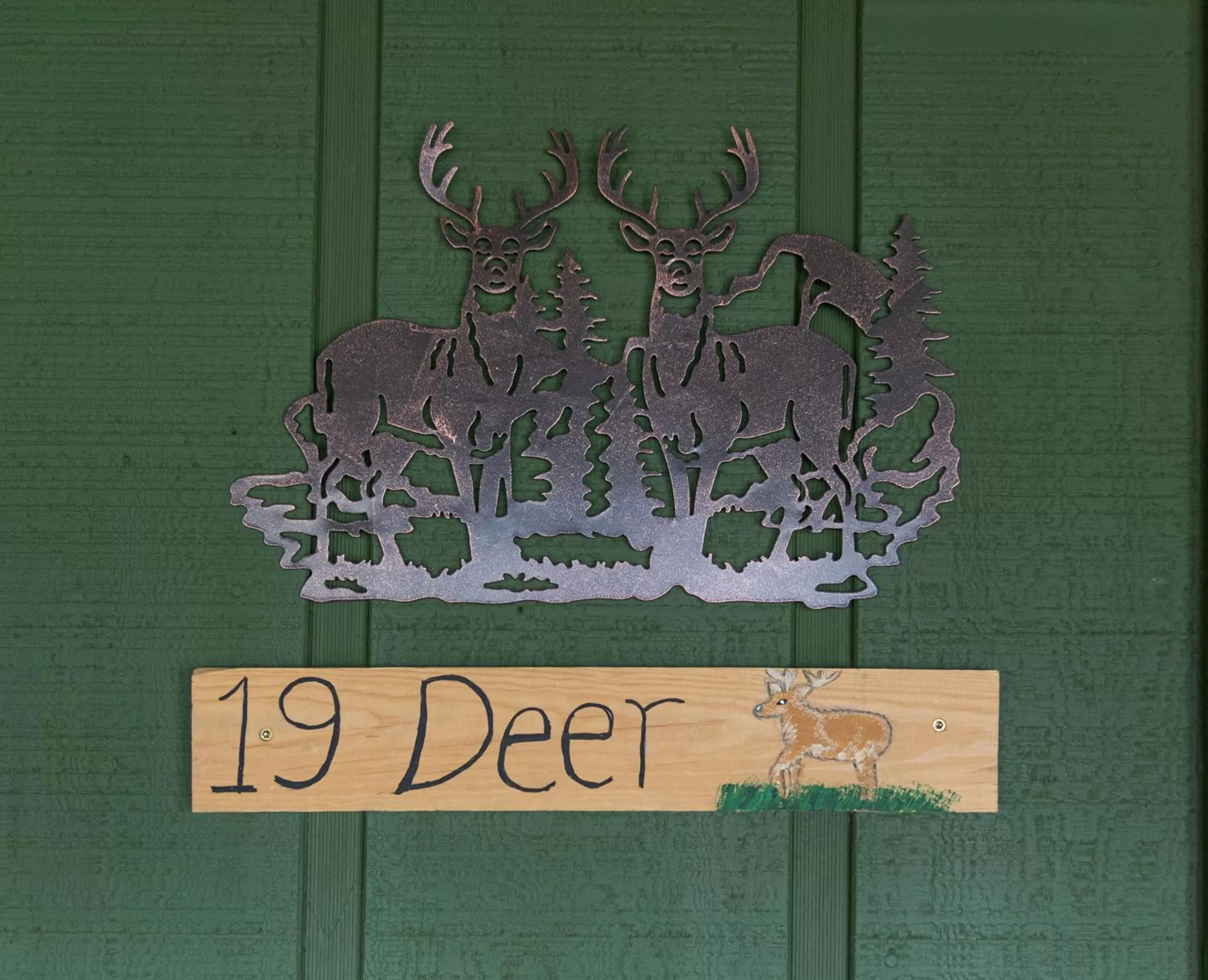 Queen Suite in Estes Lake Lodge