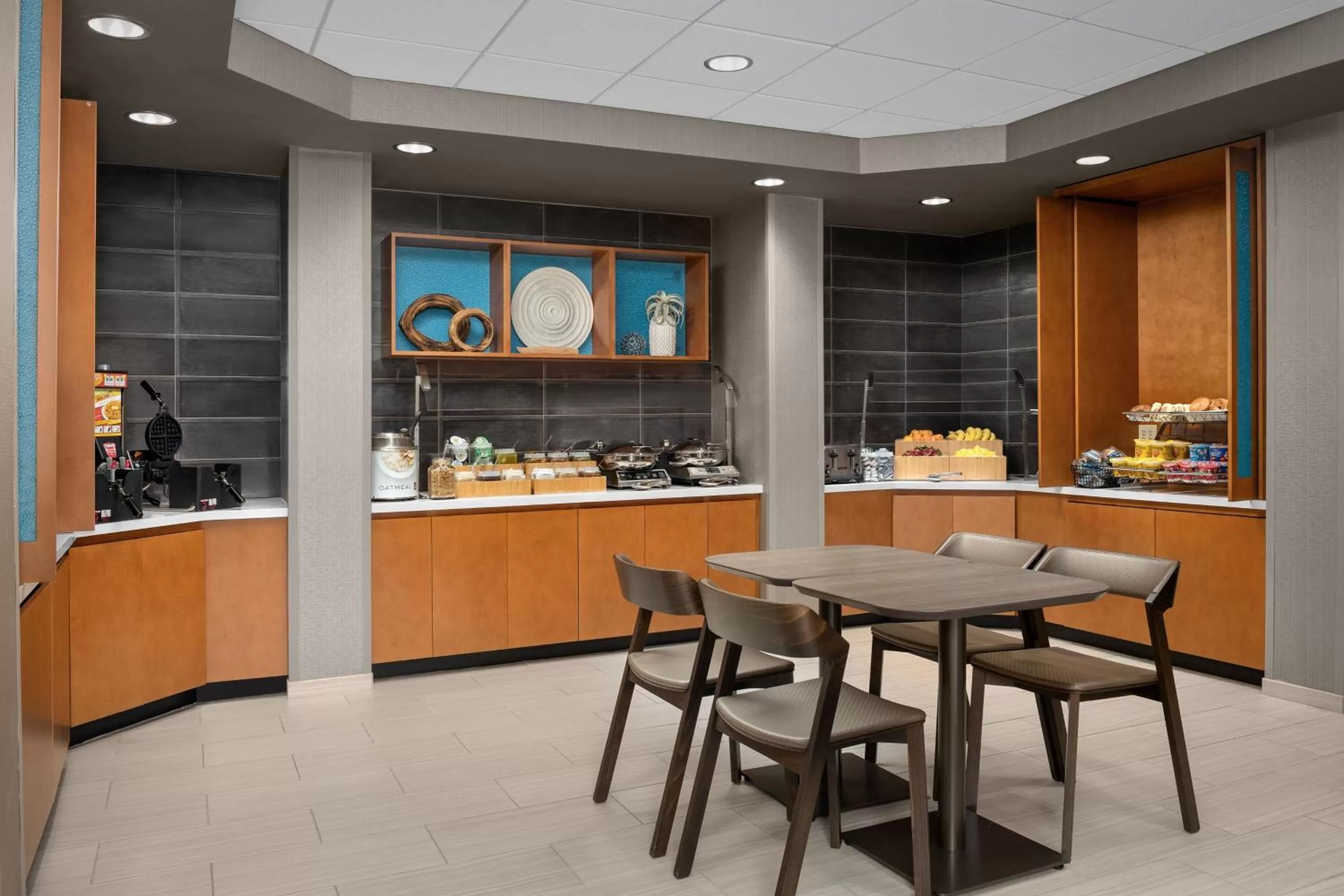 Breakfast in SpringHill Suites by Marriott Atlanta Buford/Mall of Georgia