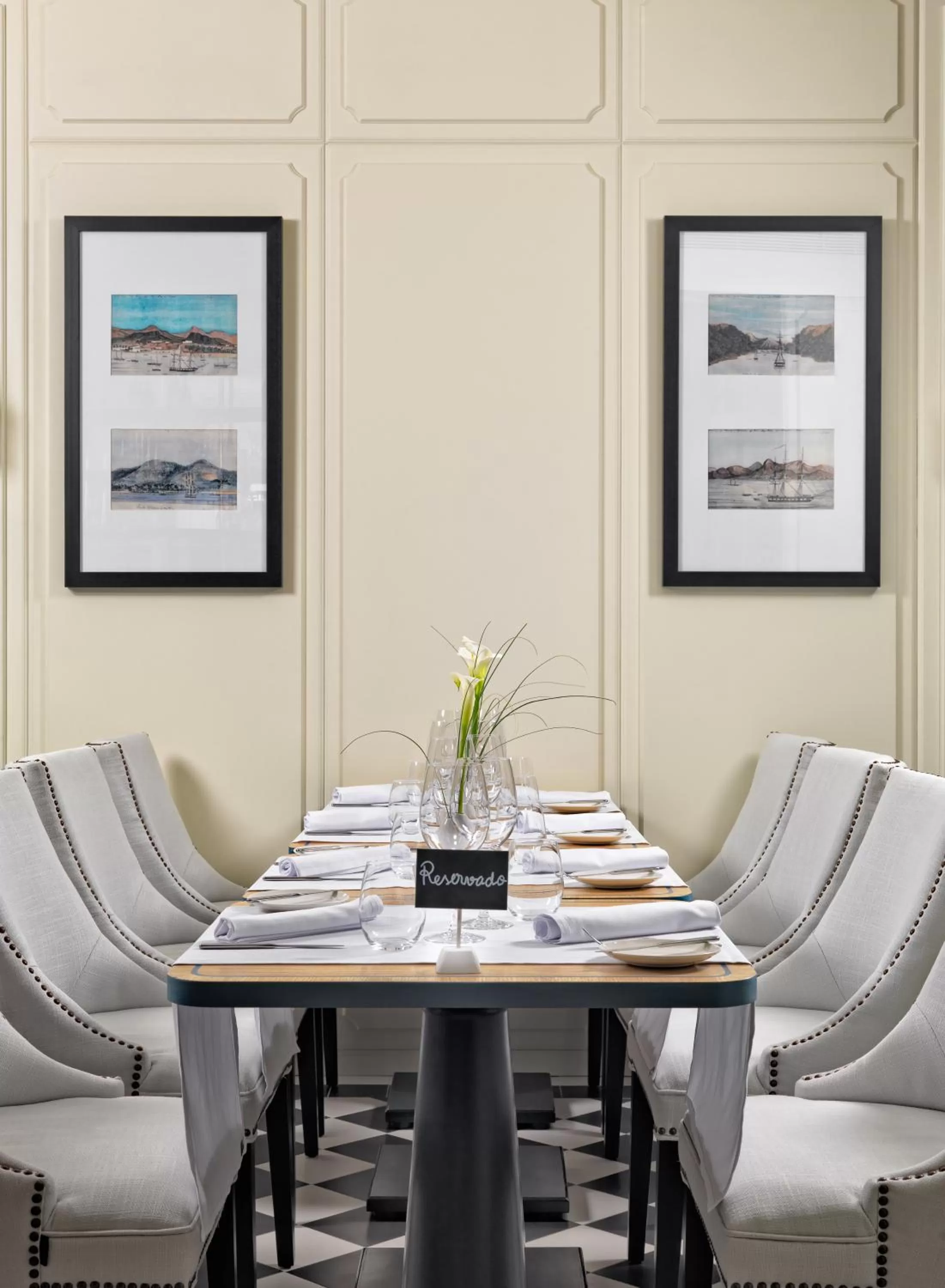 Restaurant/places to eat in H10 Duque de Loule