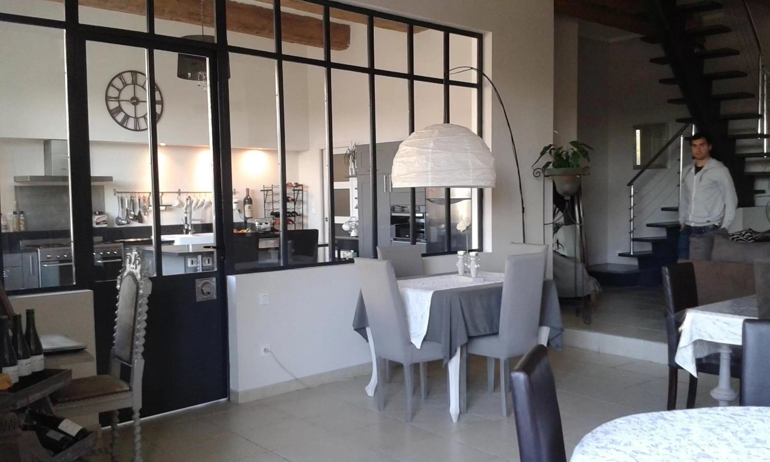 Restaurant/Places to Eat in Au Paradis Cathare