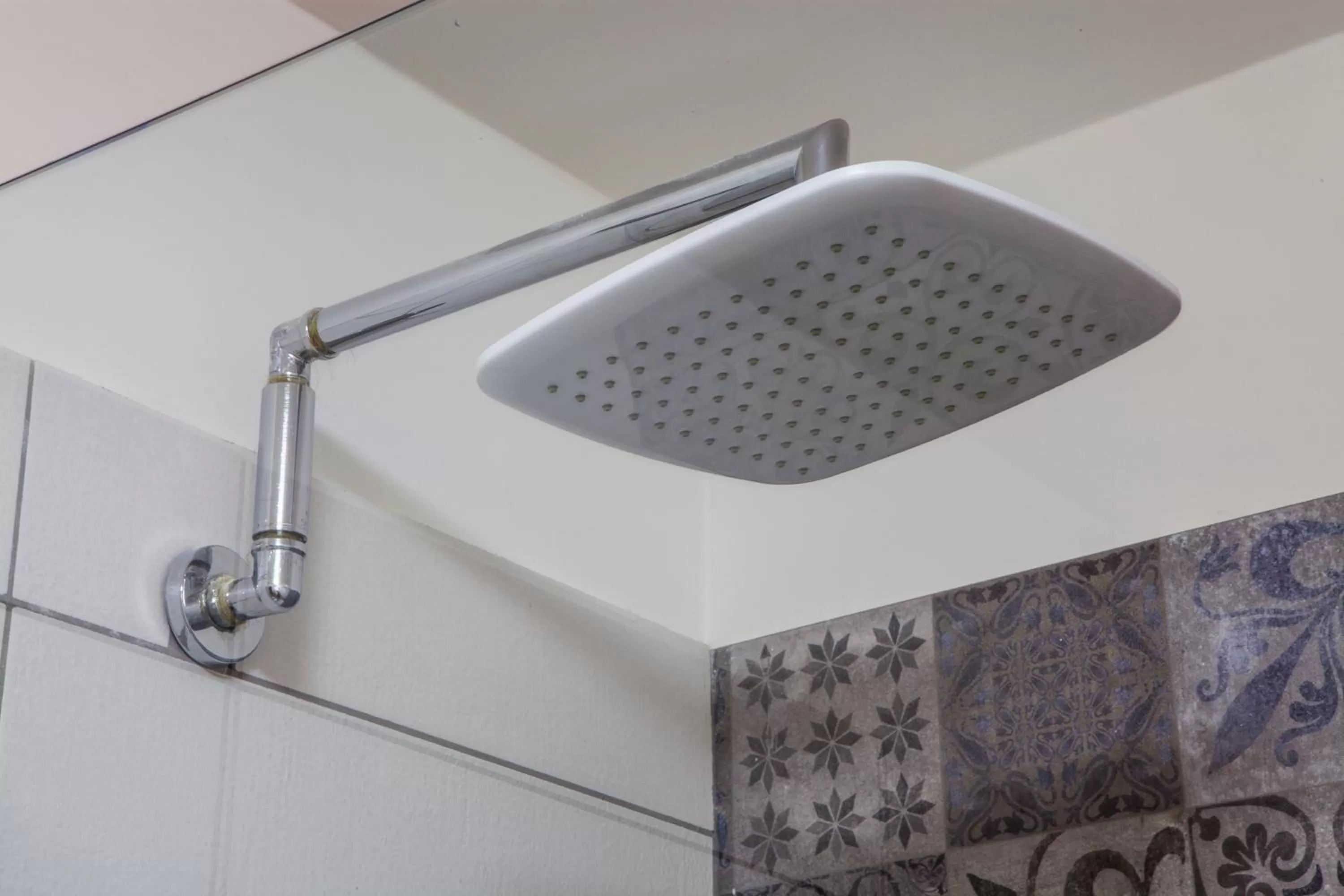 Bathroom in Un Attimo A Roma B&B