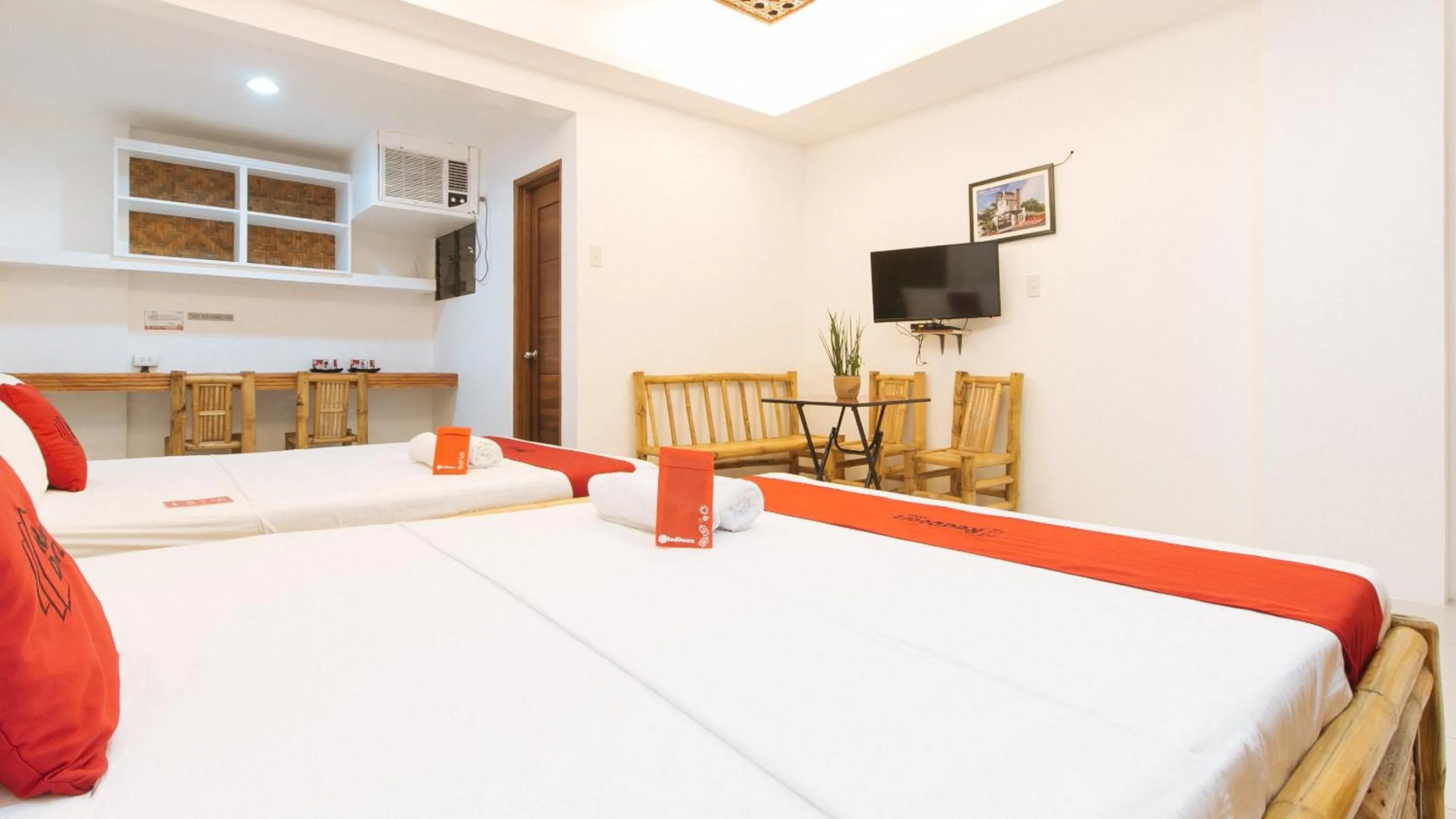 Photo of the whole room, Bed in RedDoorz at DBuilders Rooms Ph1 Taguig