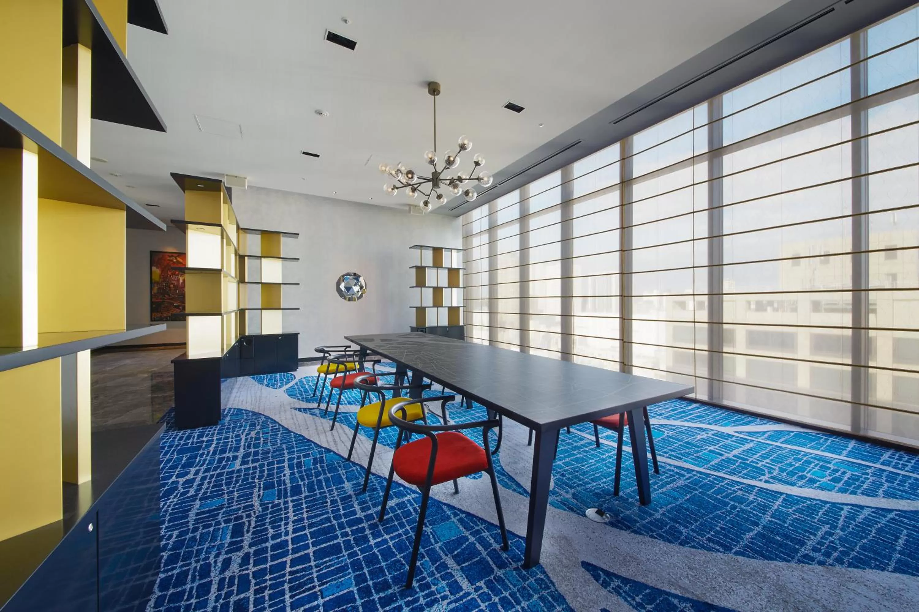 Communal lounge/ TV room in Osaka Excel Hotel Tokyu