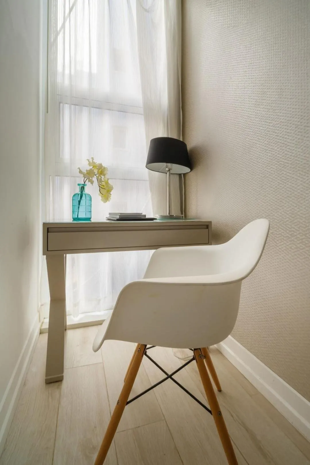 Seating area in Kikar Boutique Hotel