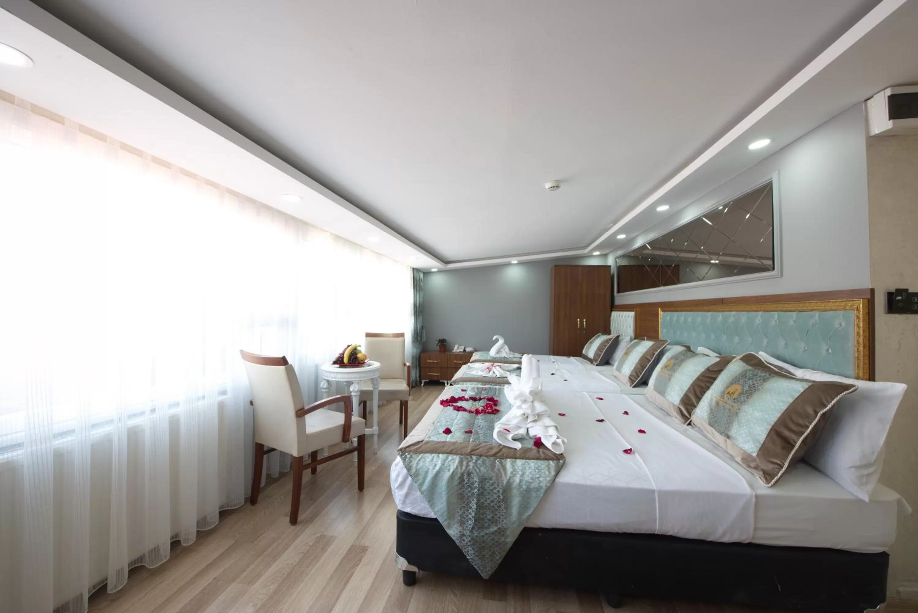 Bedroom, Bed in Istanbul Sirkeci Hotel