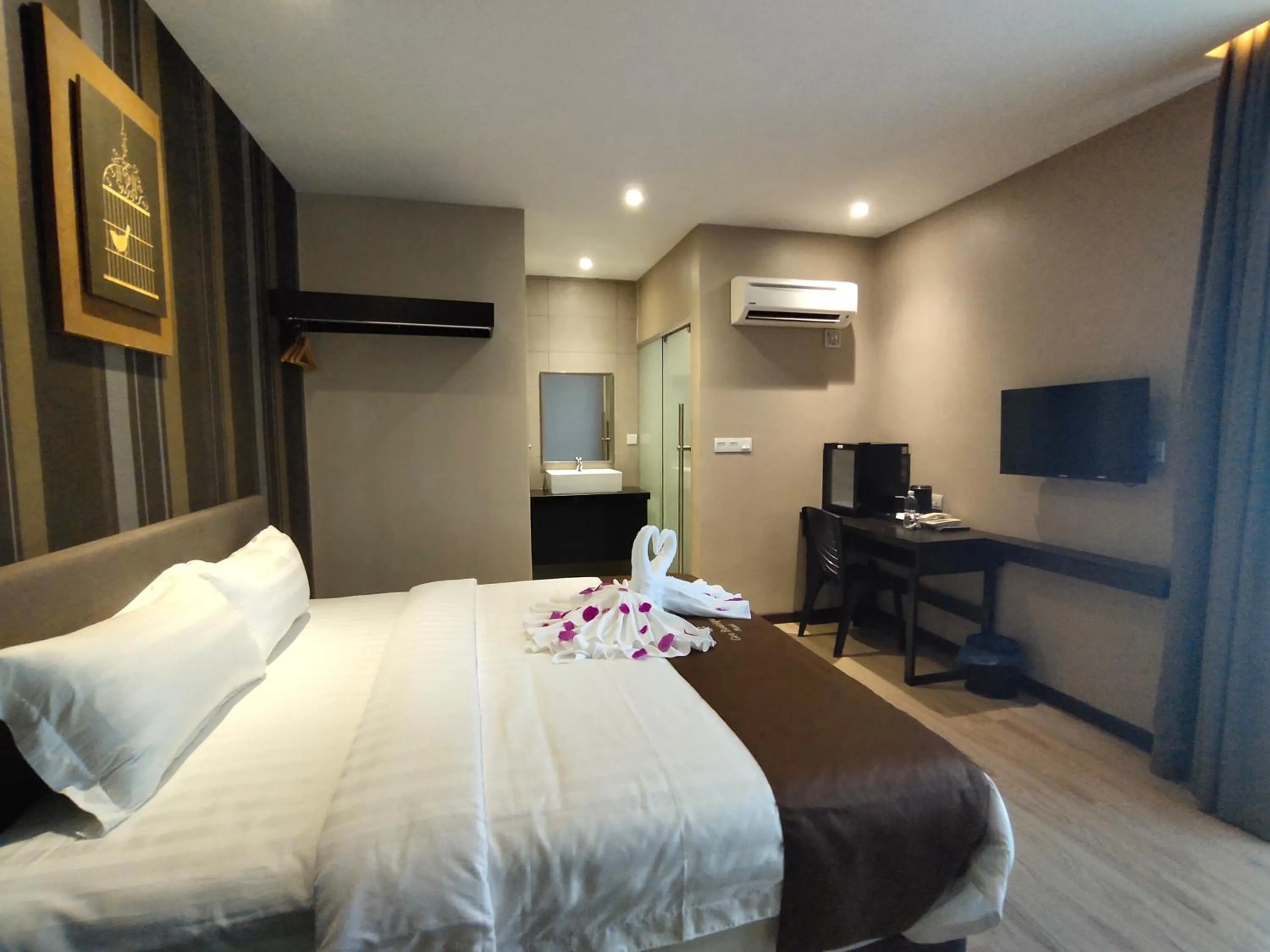 Bed in Geo Boutique Hotel - Seri Kembangan