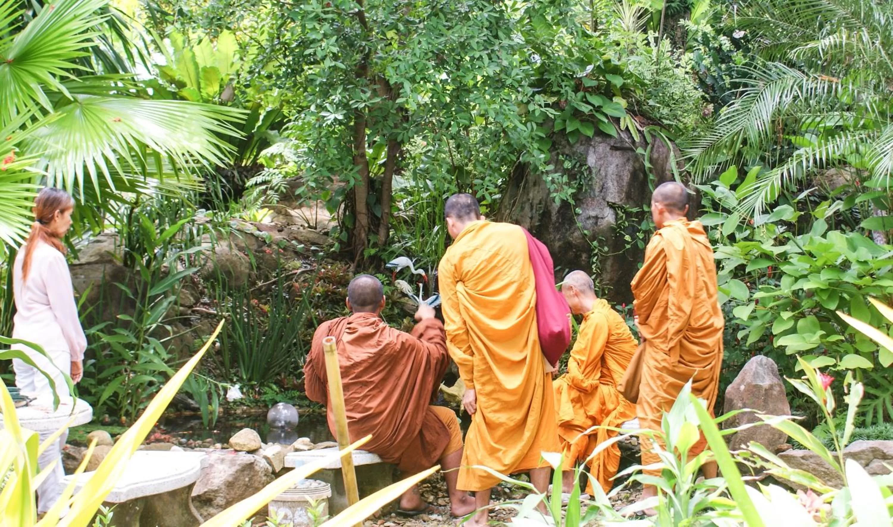 group of guests in Rock Inn Bailan