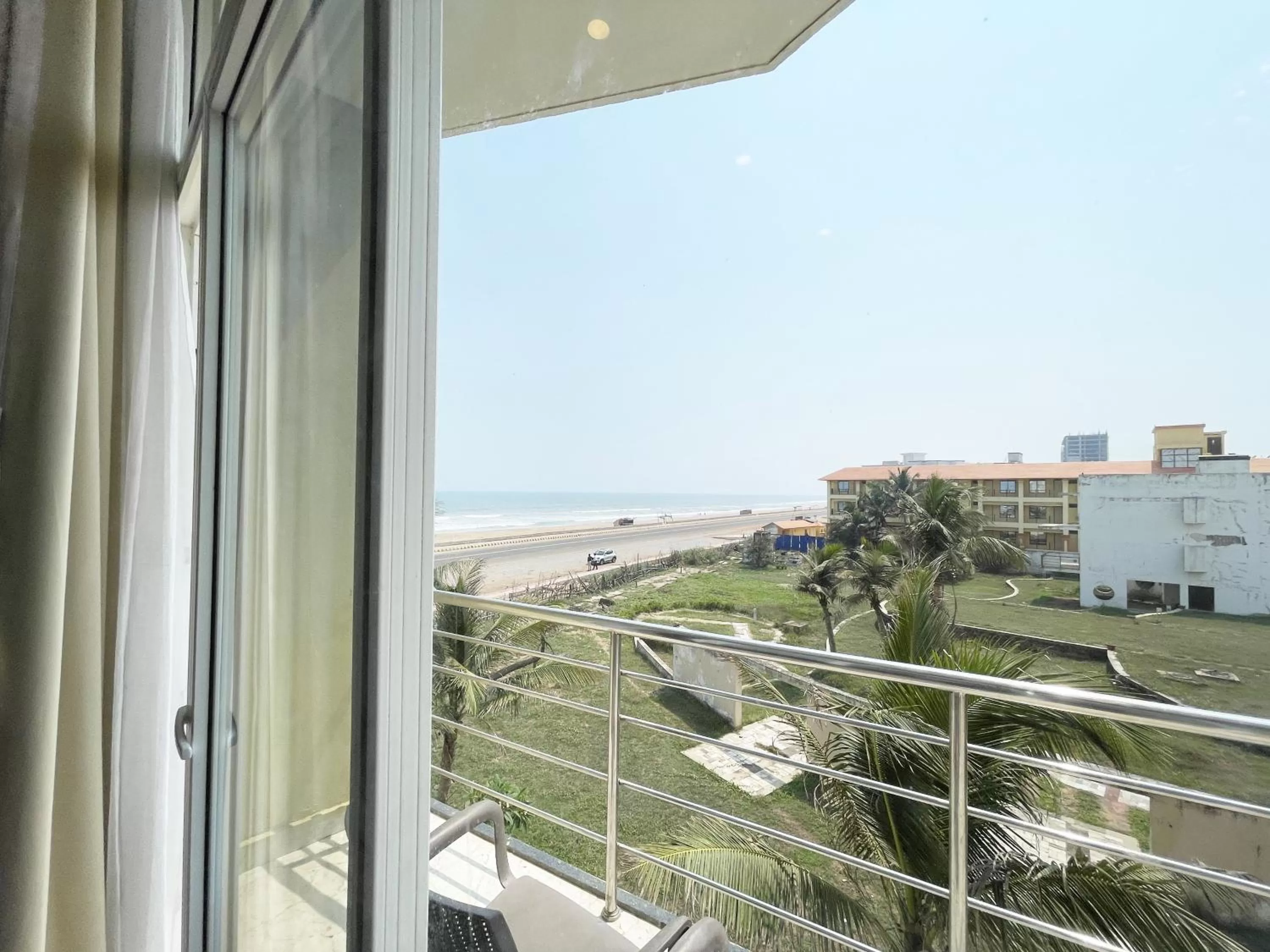 Balcony/Terrace in Hotel TBS sea view ! Puri
