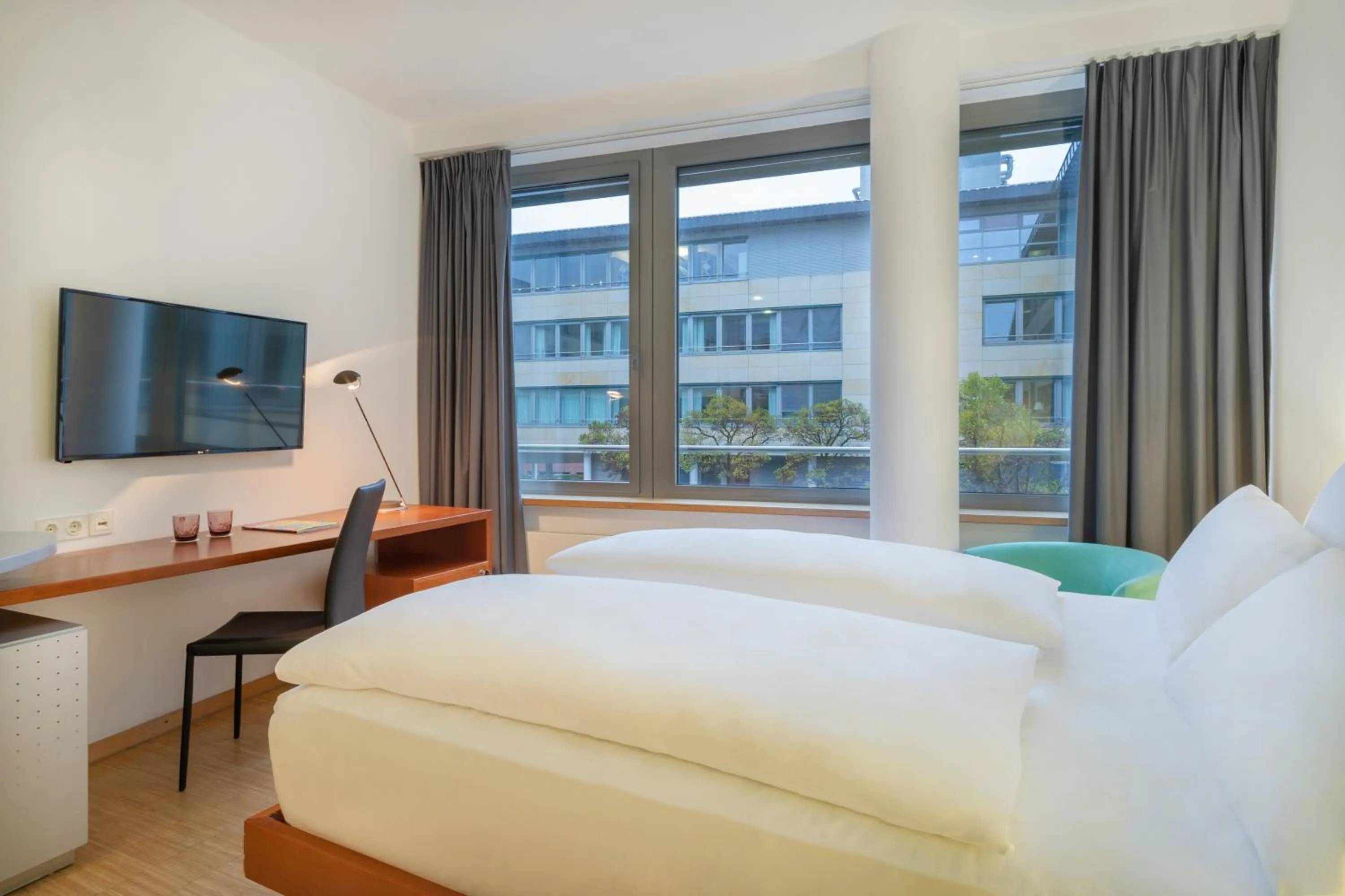 Double Room in FOUR Munich Neue Messe