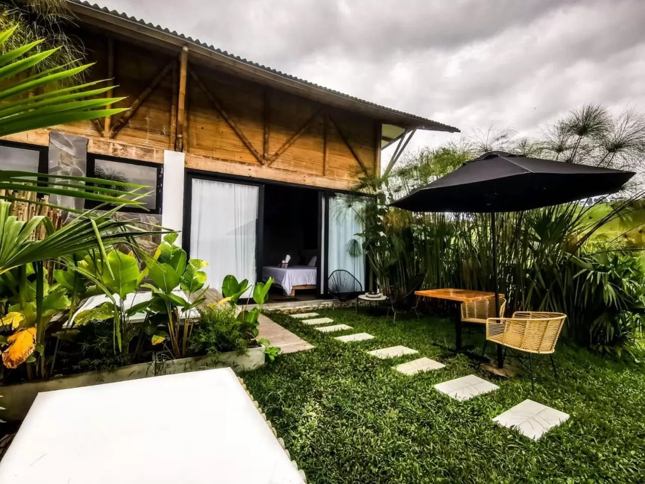 Garden in Ecohotel Monte Tierra Habitaciones y Glamping