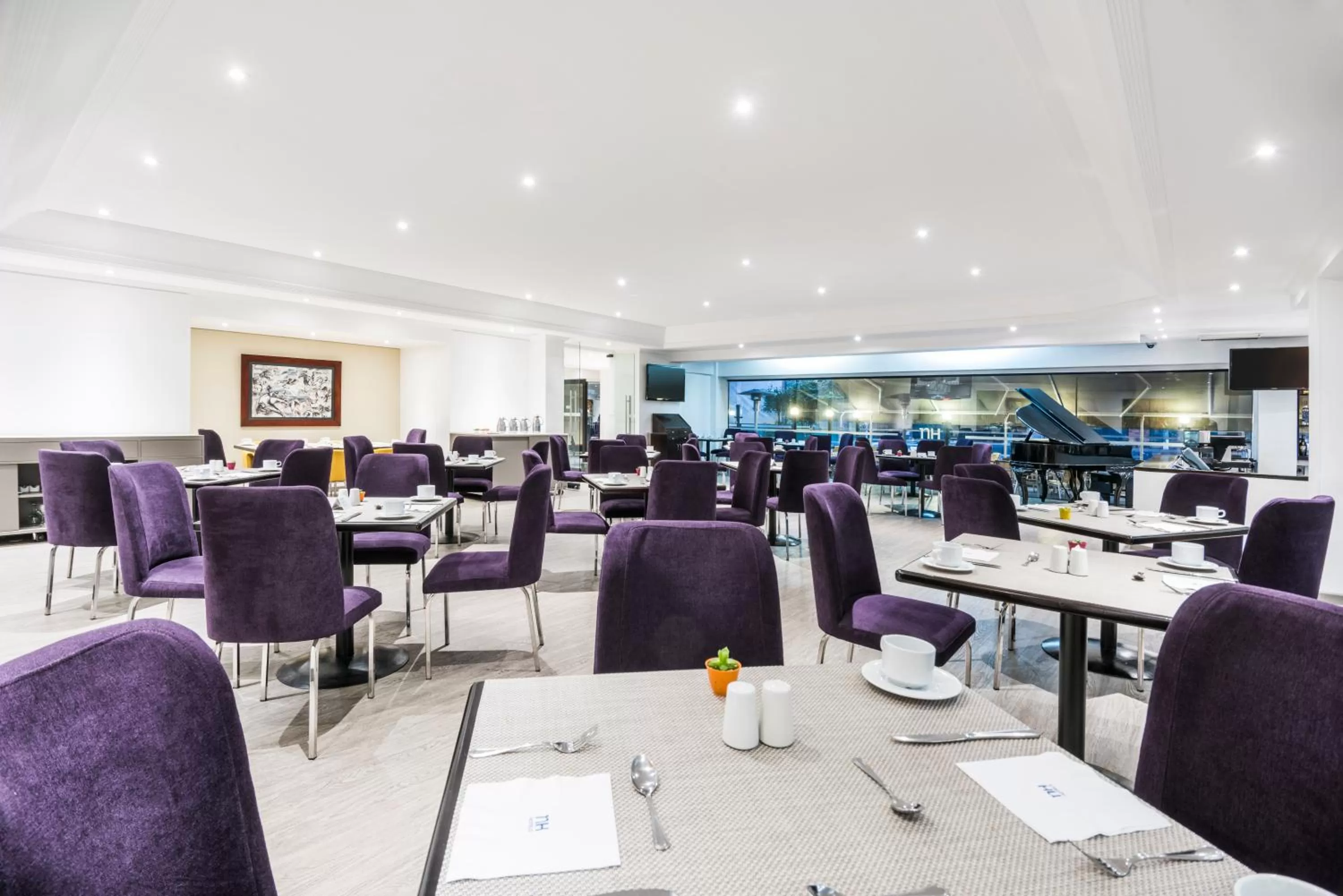 Restaurant/places to eat in Radisson Bogota Metrotel