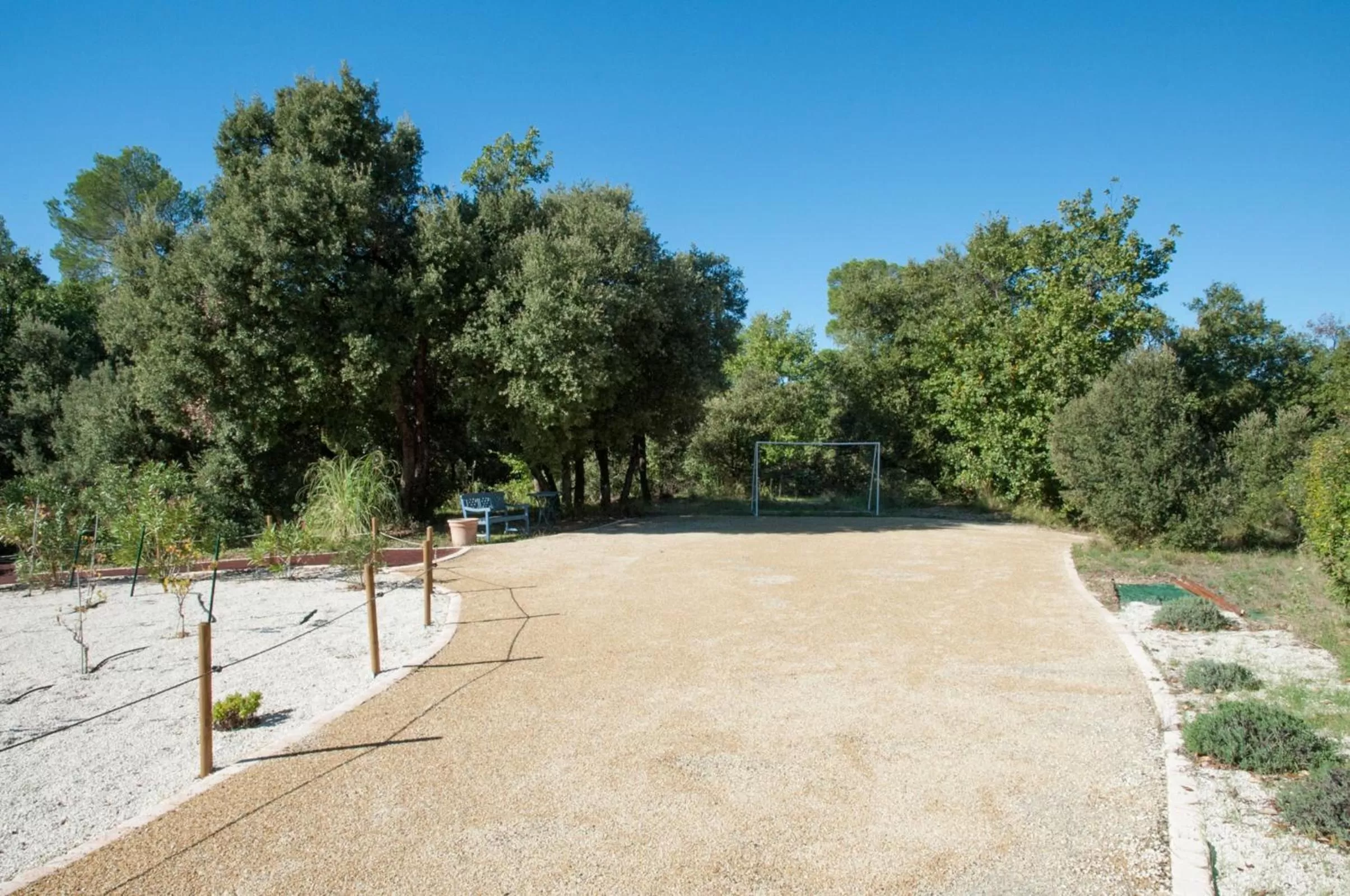 Garden in Le Mas Pinède