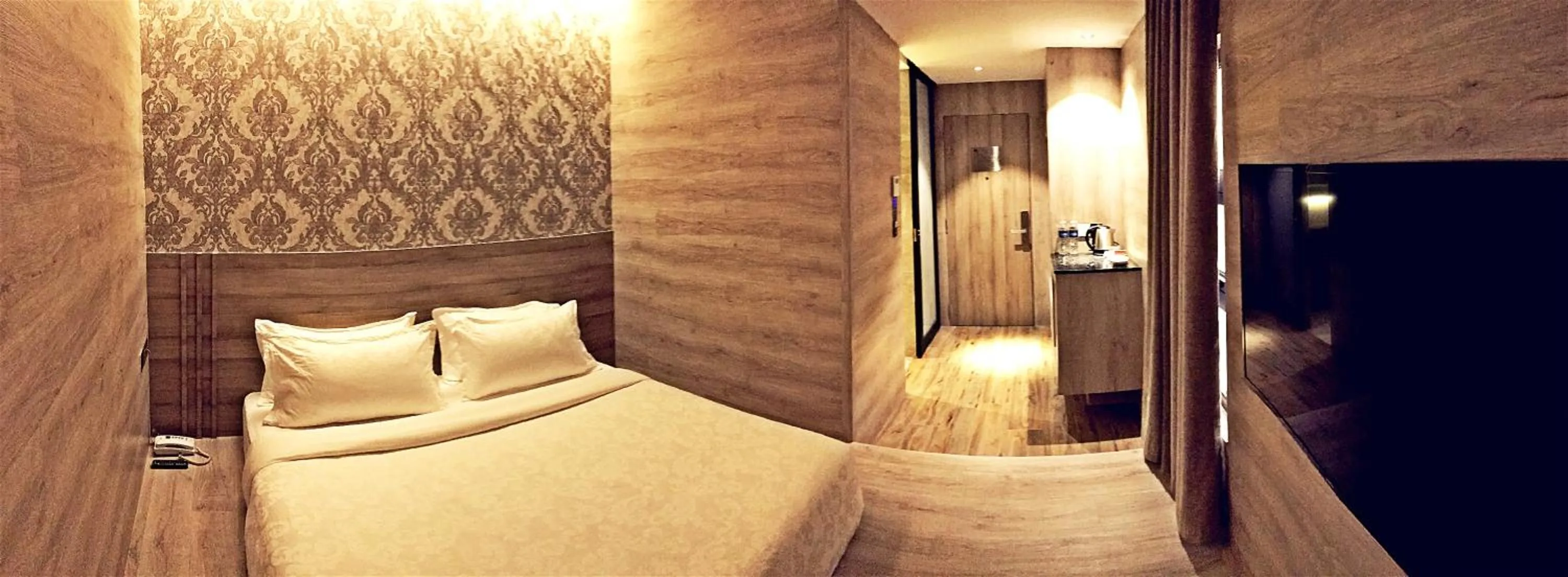 Bed in Hotel Legend Boutique