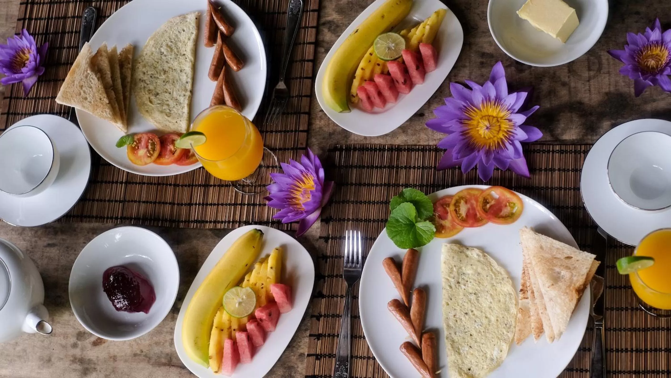 Continental breakfast, Breakfast in Evergreen Hotel Dambulla