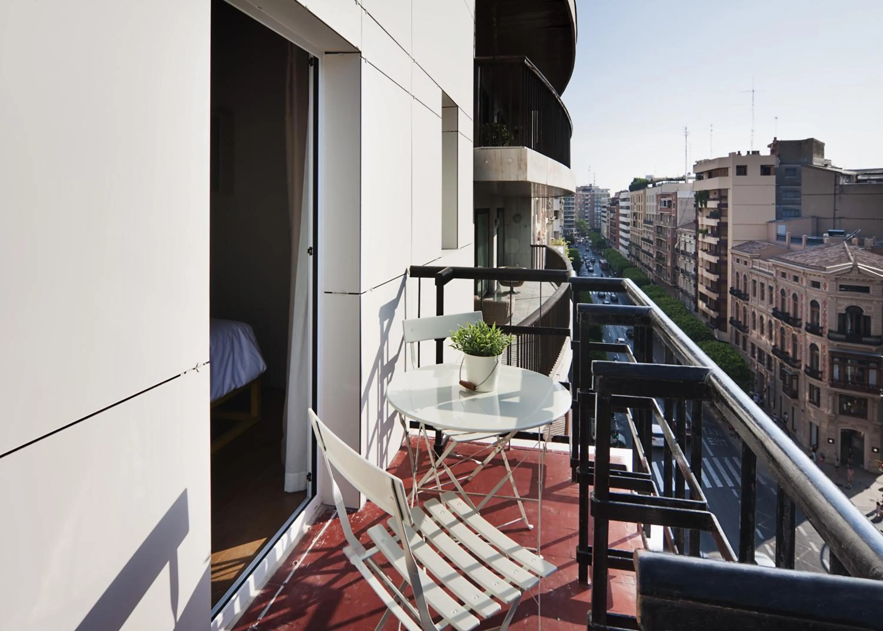 Day in One Shot Colón