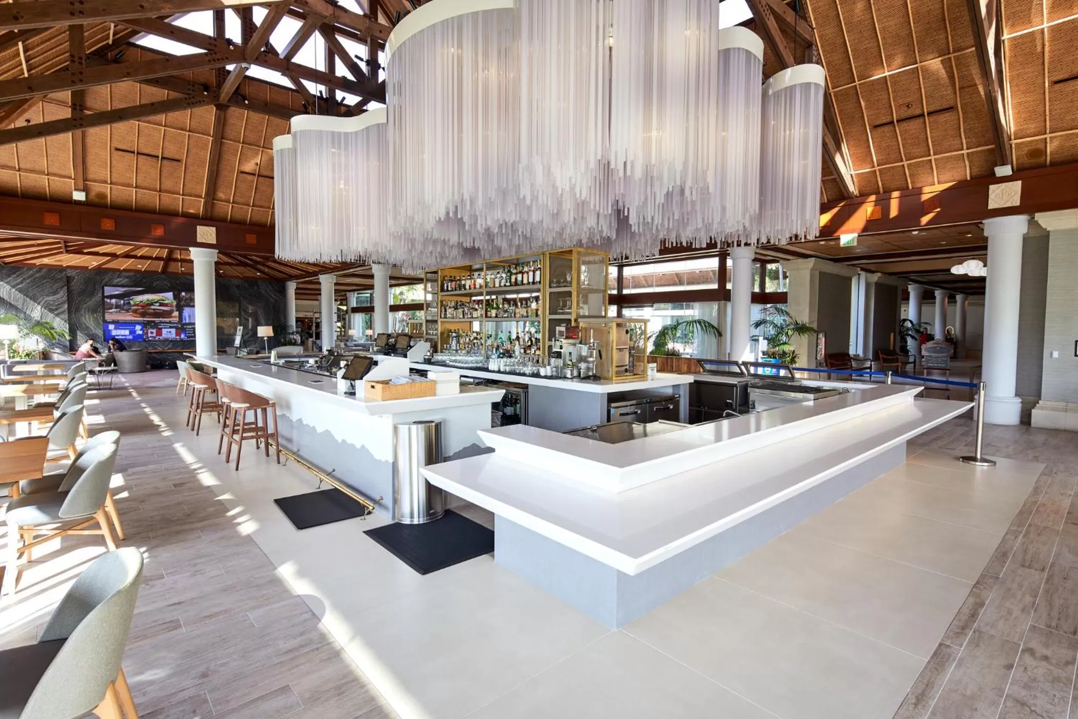 Lounge or bar in Universal's Loews Royal Pacific Resort