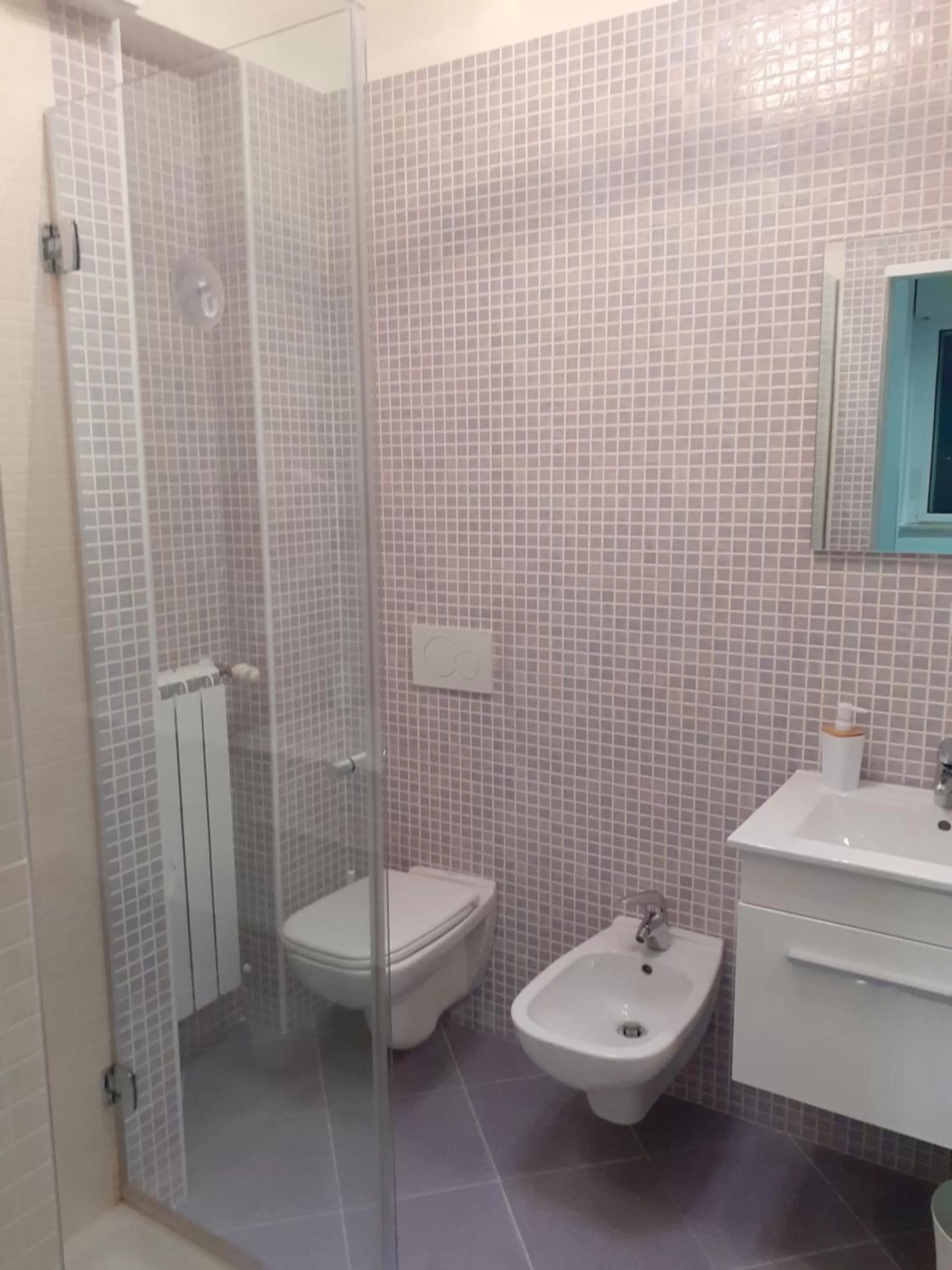 Bathroom in AIRPORT BARi DELUXE