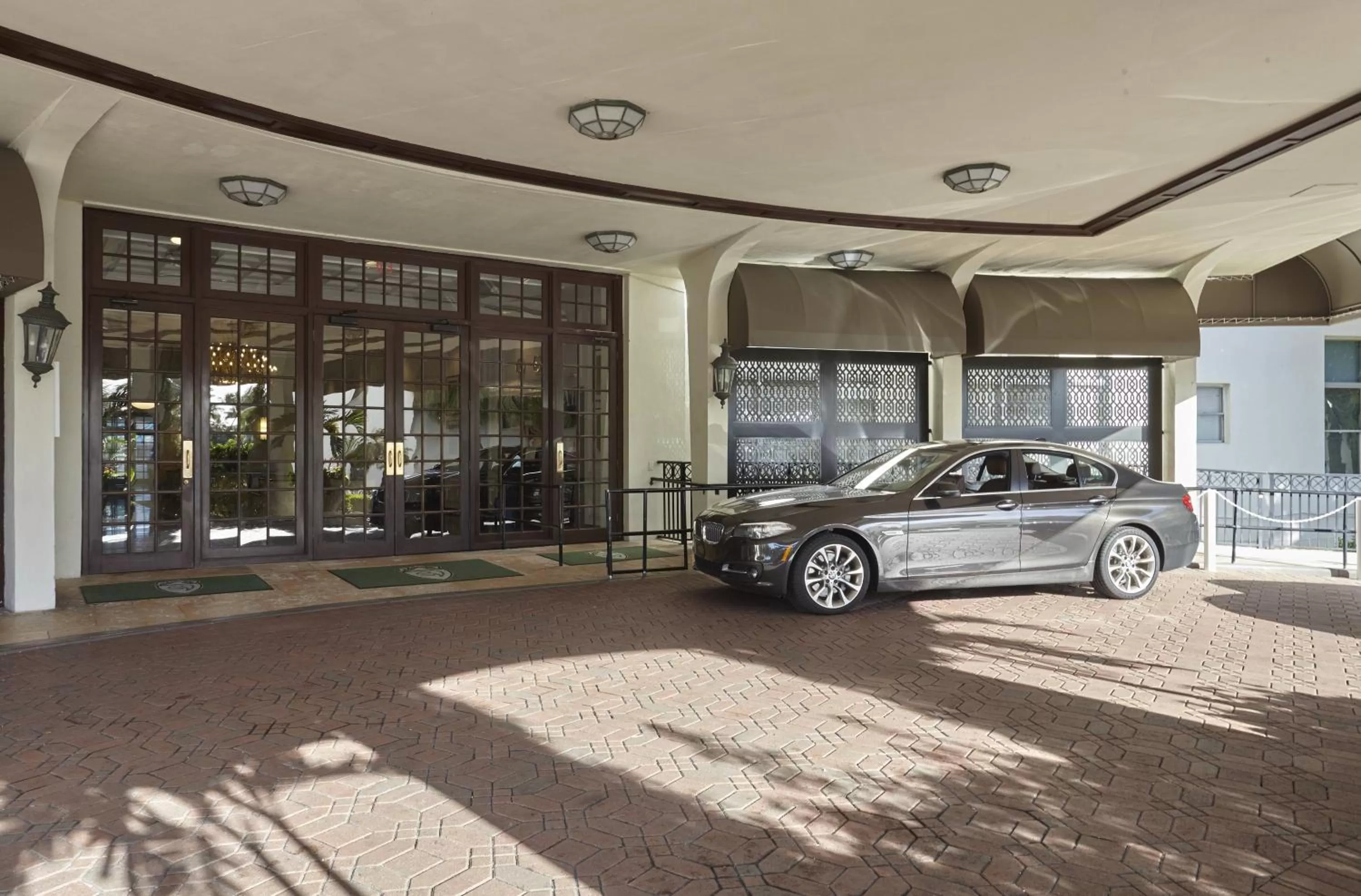 Facade/entrance in Sea View Hotel