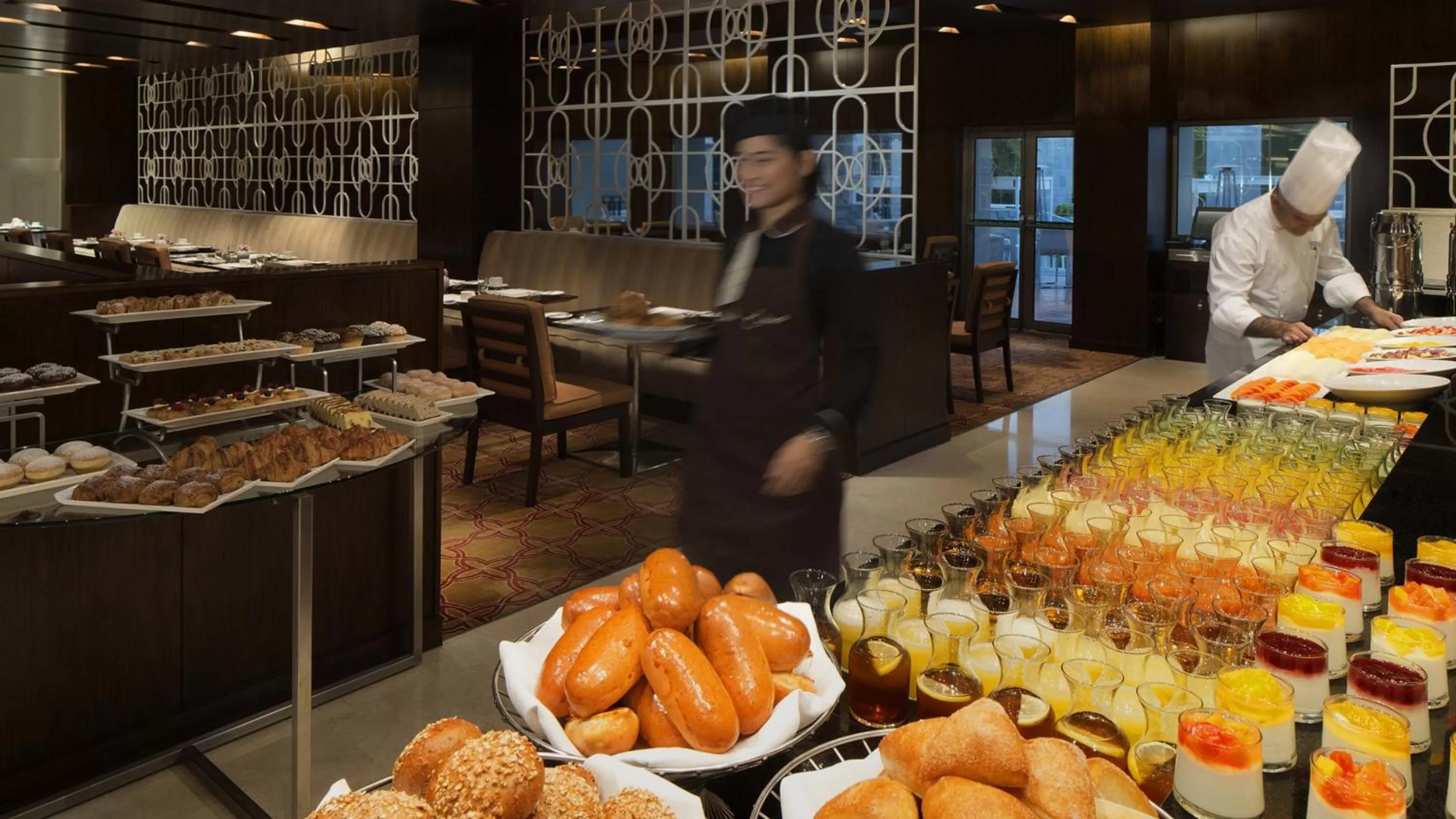 Restaurant/places to eat in InterContinental Bahrain by IHG