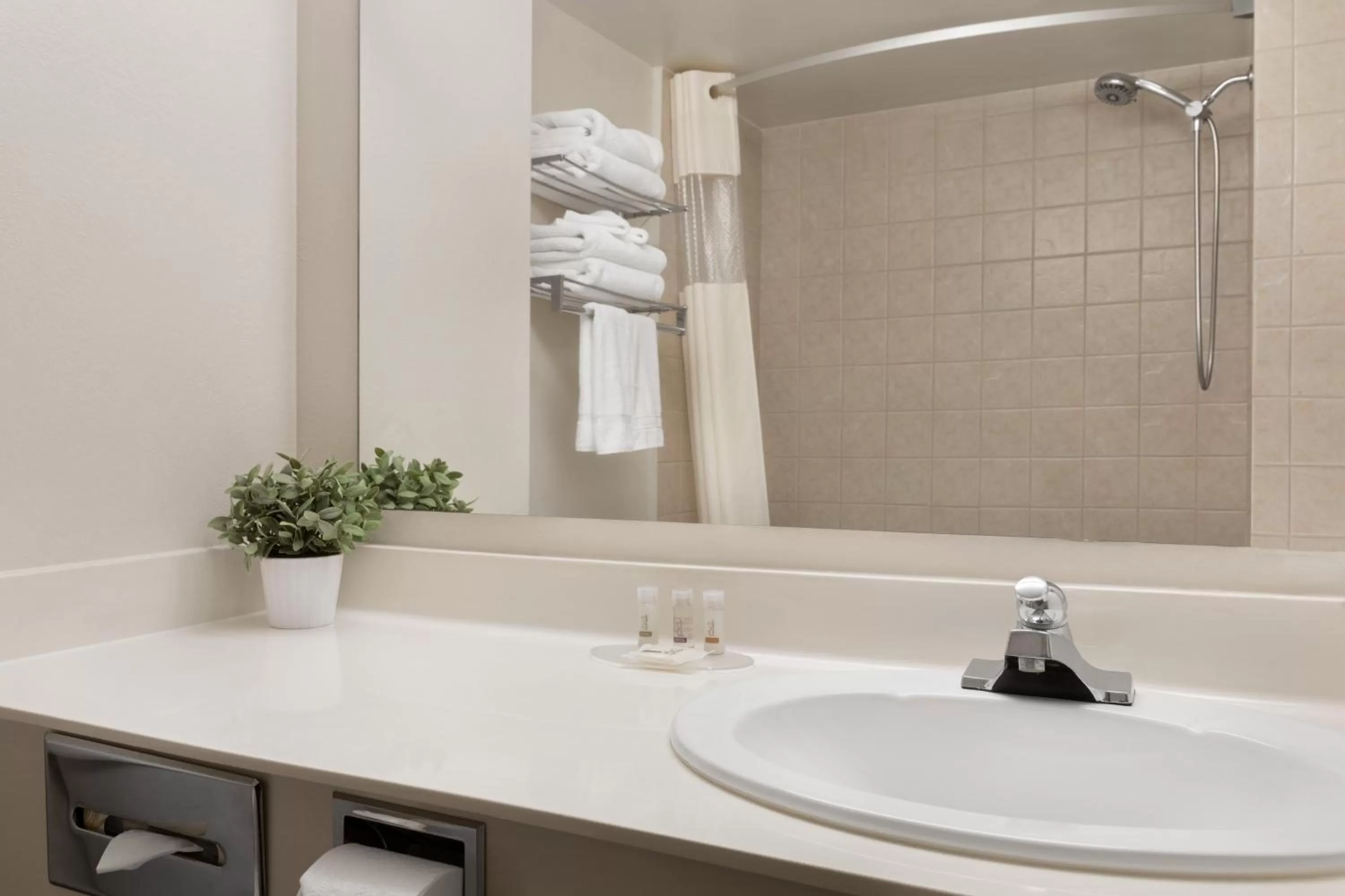 Bathroom in Days Inn by Wyndham Ottawa Airport