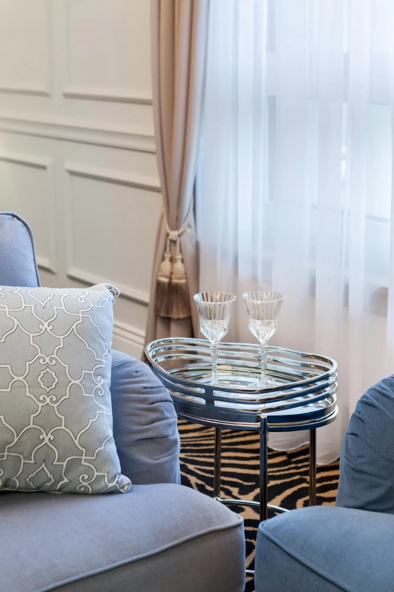 Seating Area in Hotel Mansor