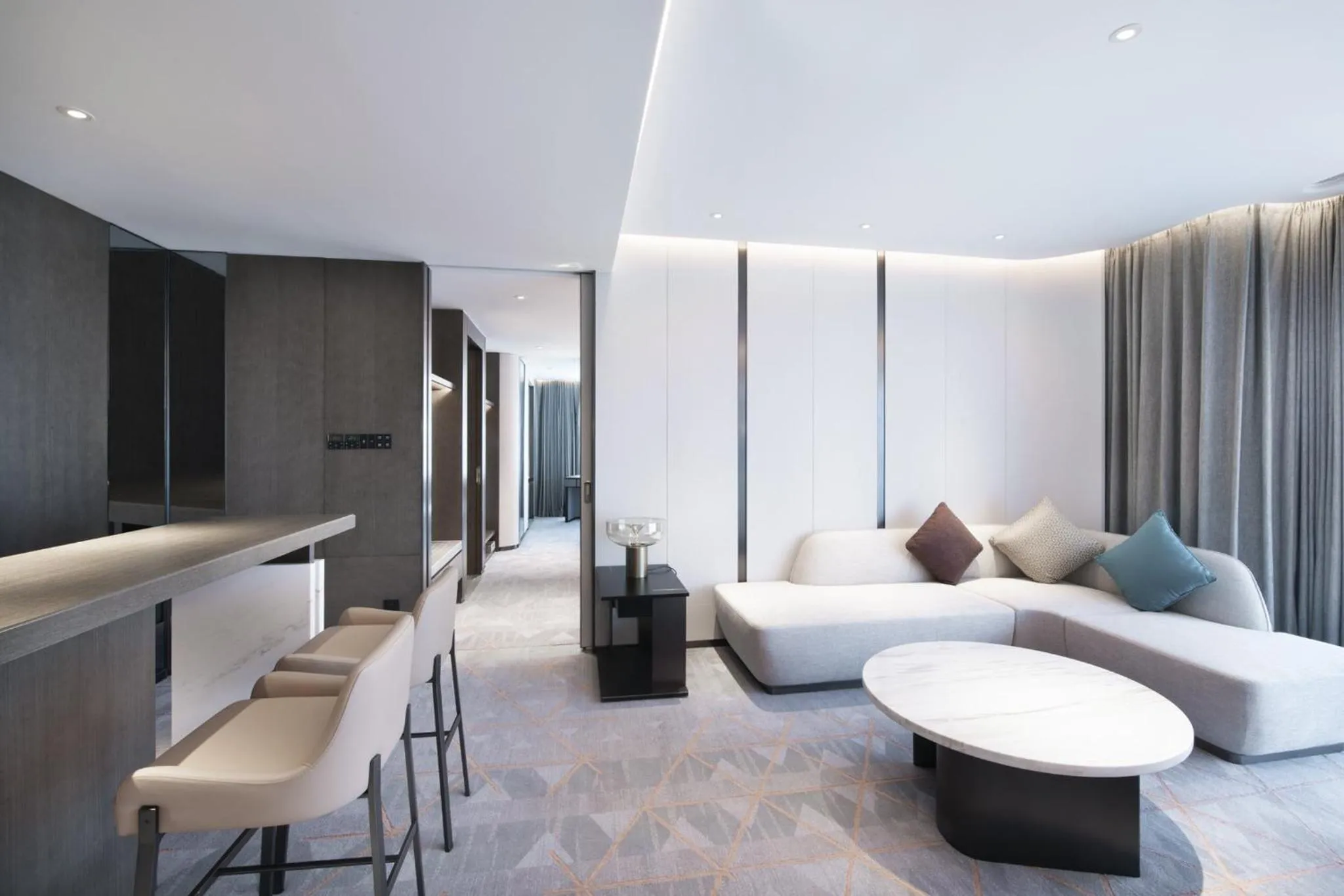 Photo of the whole room in Crowne Plaza Wuhan Optics Valley by IHG