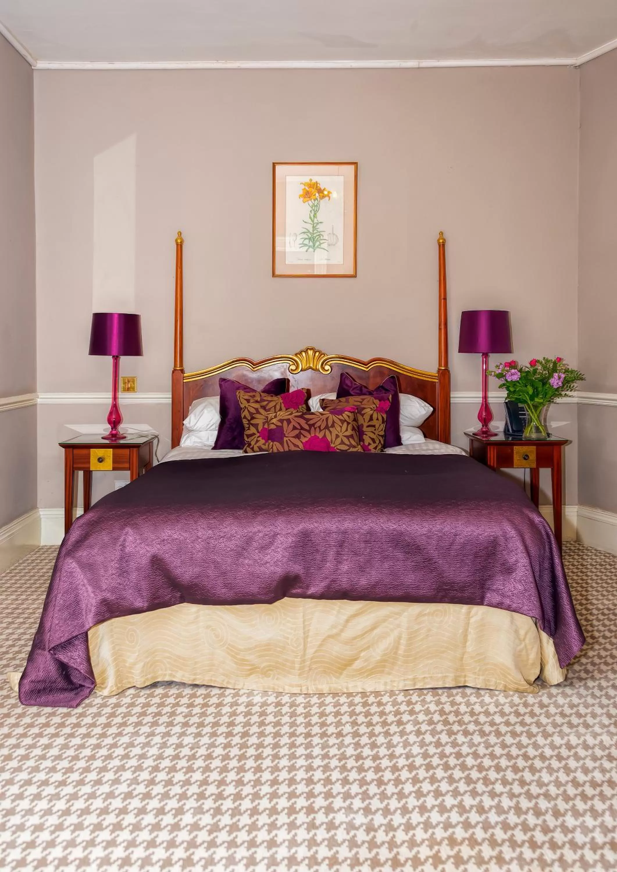 Bed in Willington Hall Hotel