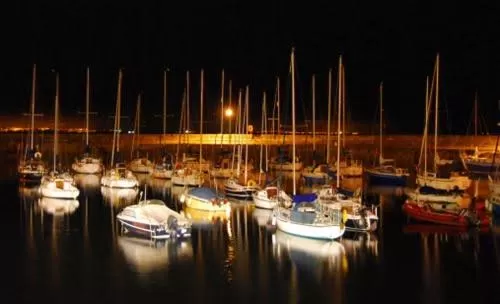 Nearby landmark in Ravelston House