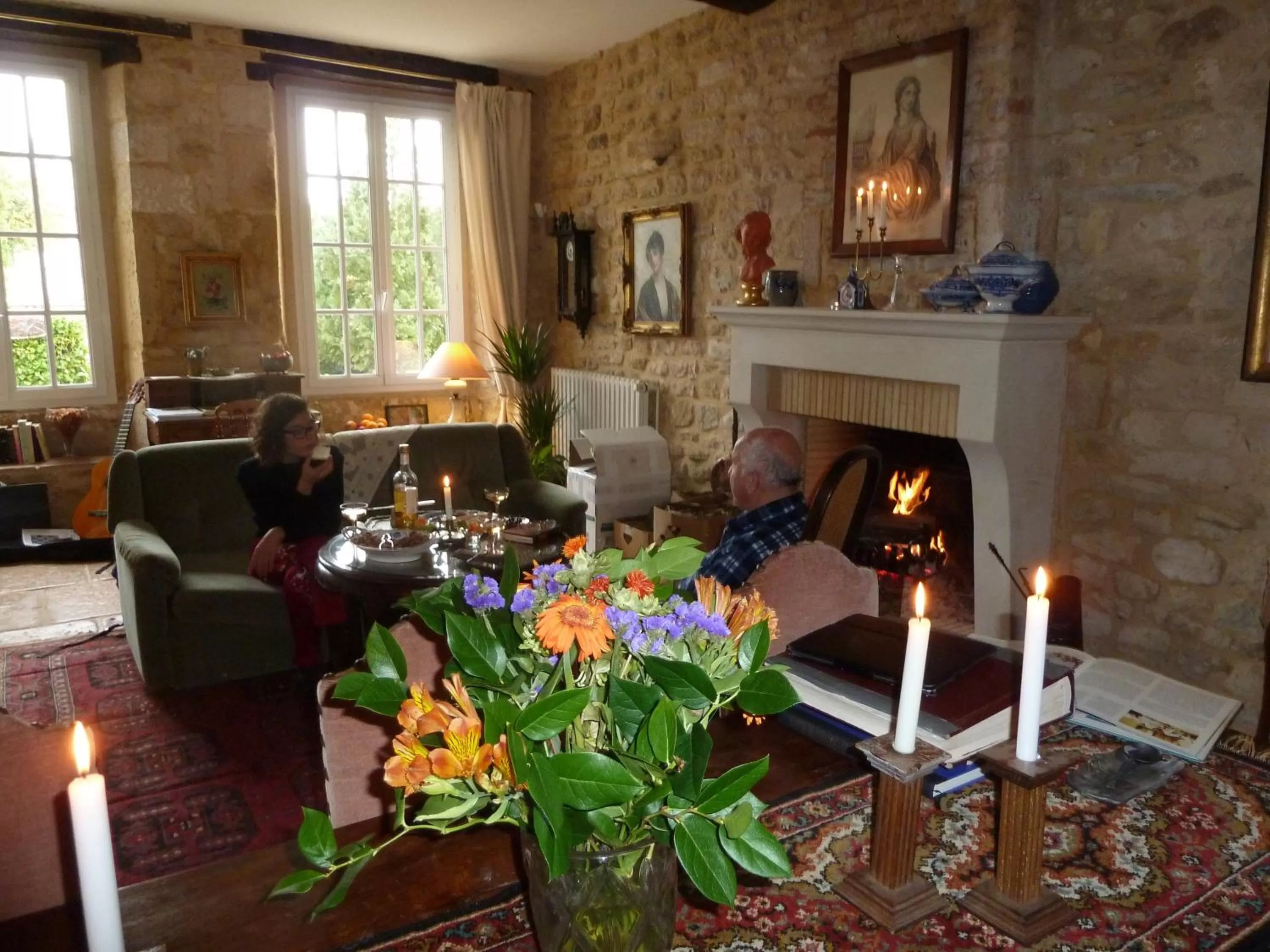 Communal lounge/ TV room in Maison Les Beaux Arts