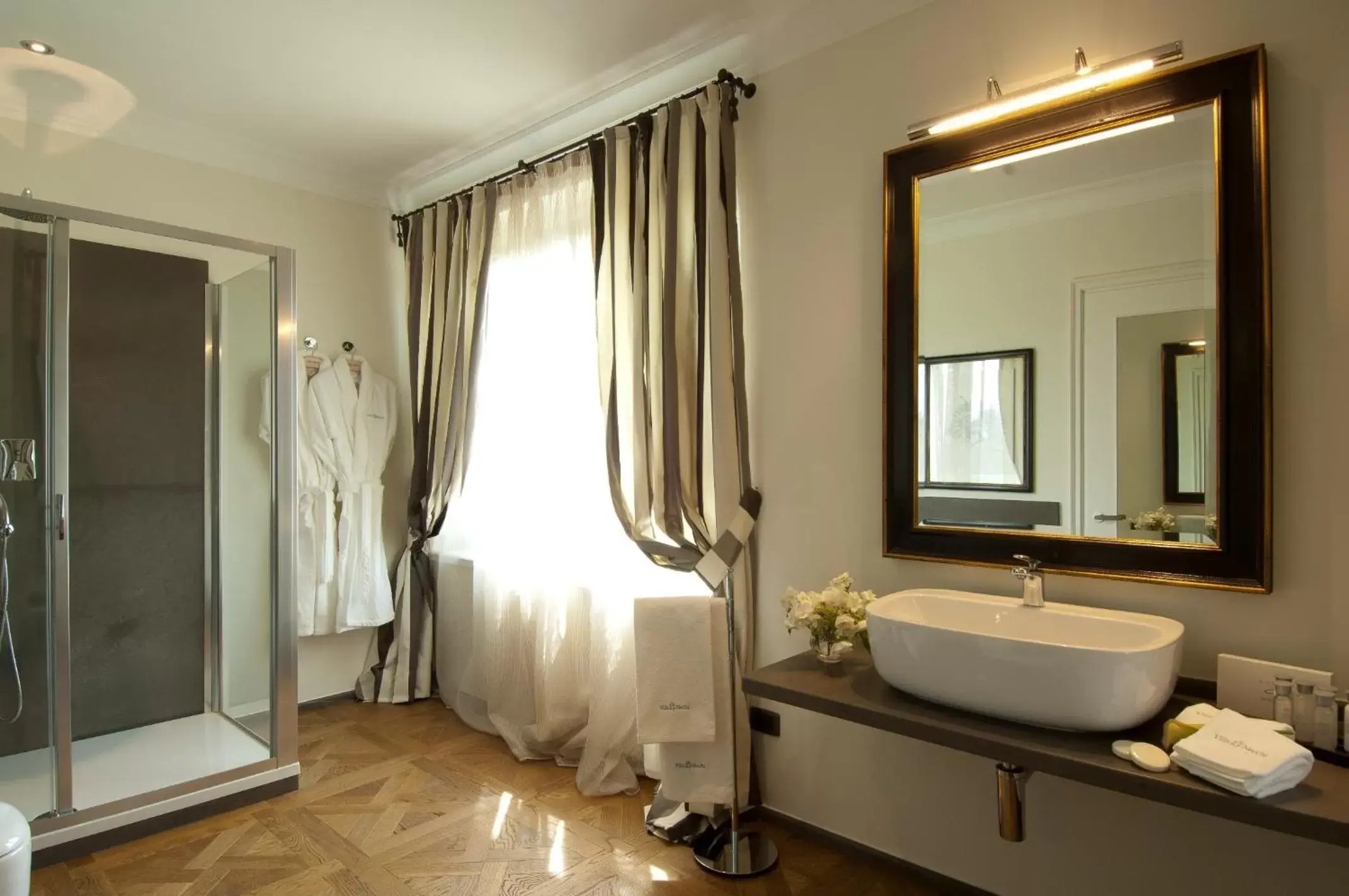 Luxury Suite in Villa Necchi alla Portalupa Luxury Suite in Villa Necchi alla Portalupa