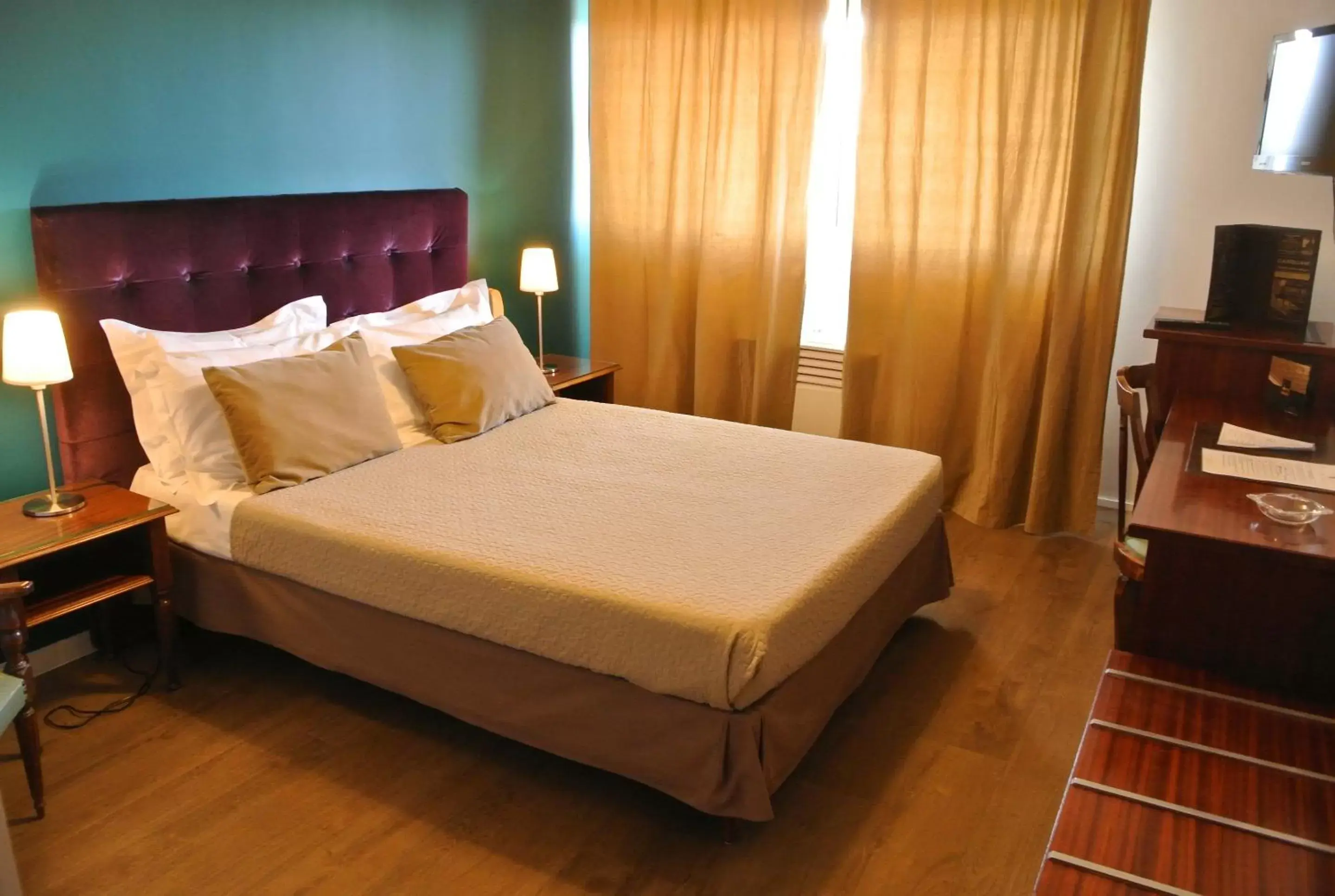 Double Room with Sea View in Hôtel Albion Double Room with Sea View in Hôtel Albion