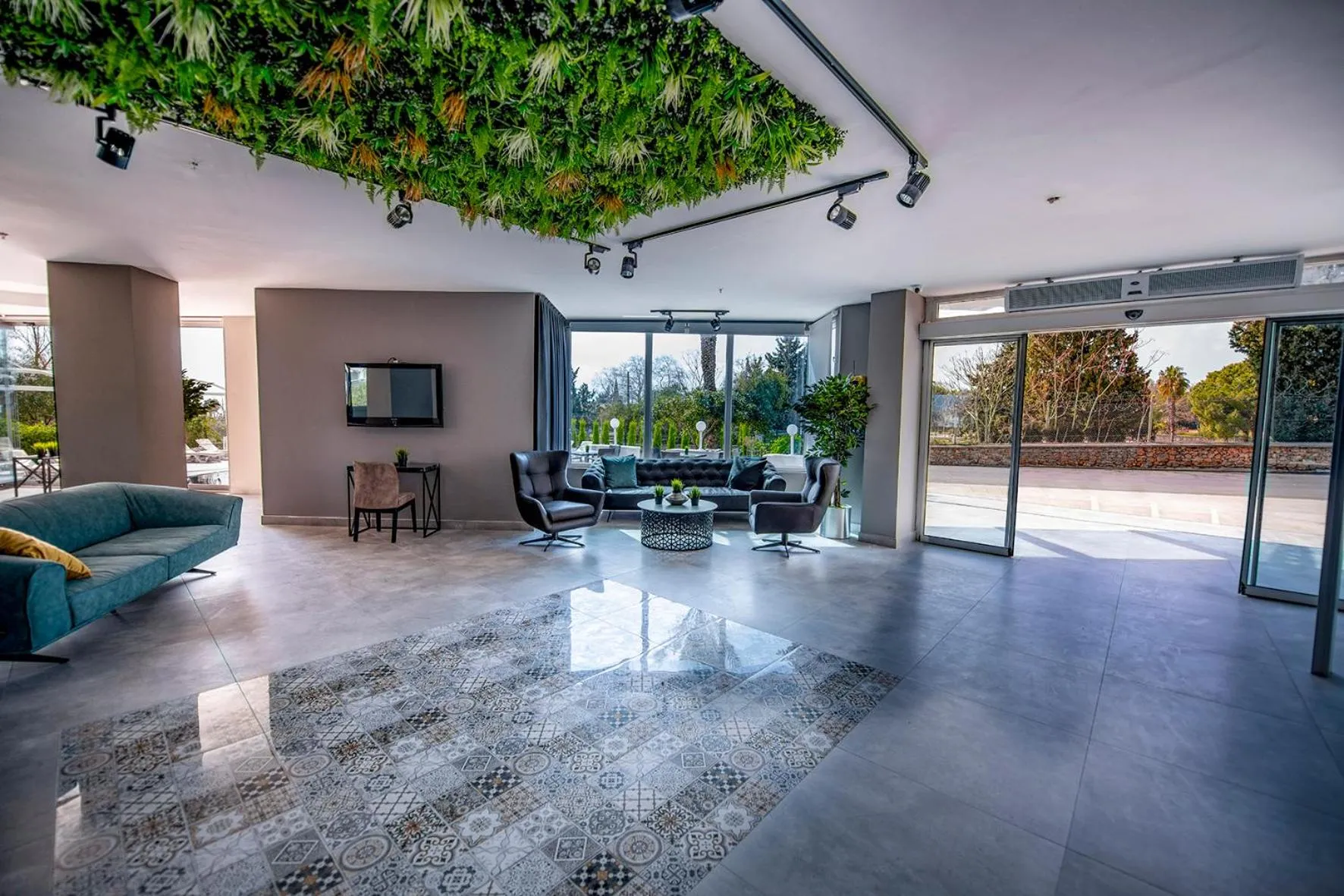 Lobby or reception in Tourist Hotel