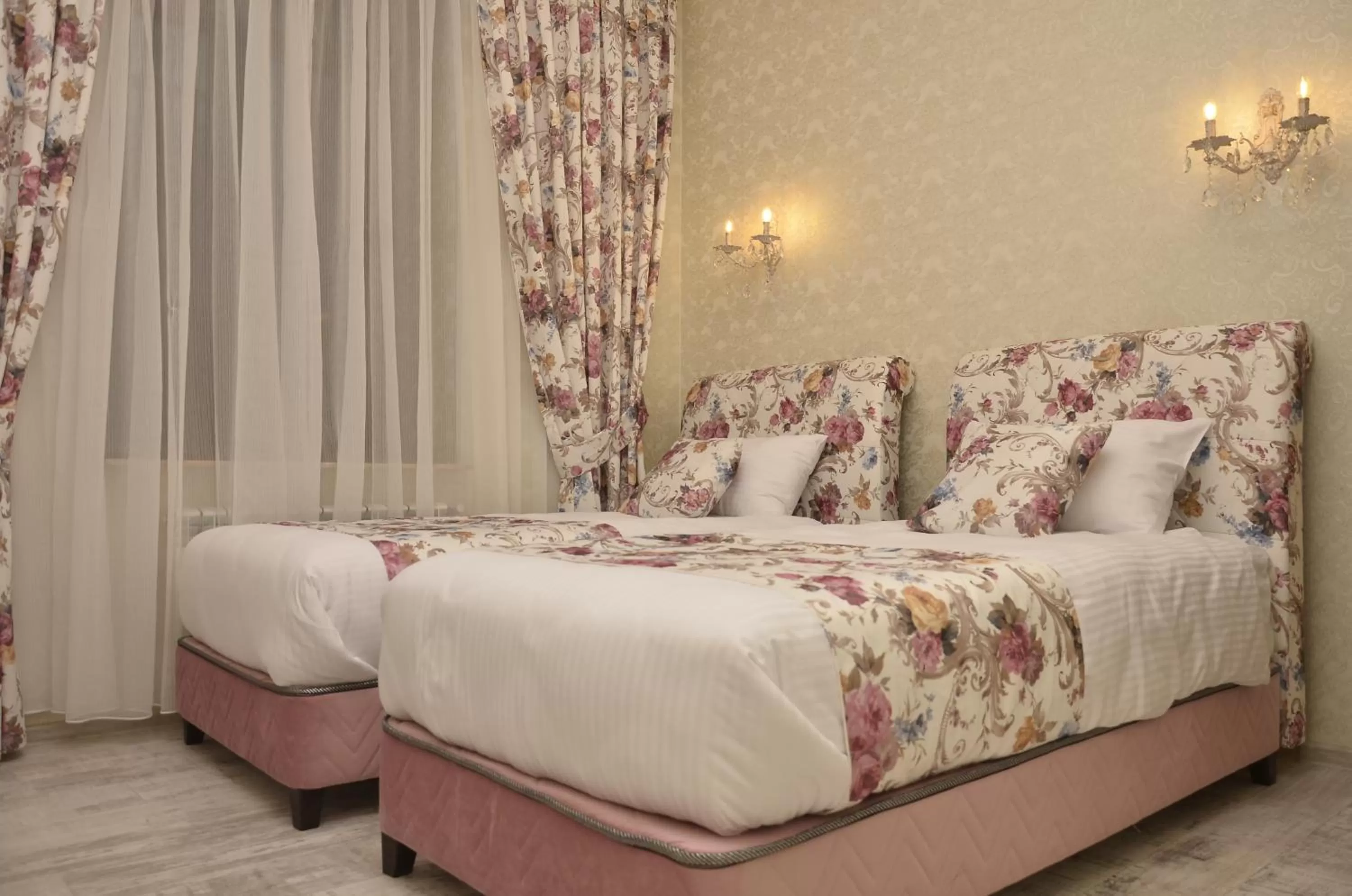 Bed in English Home Hotel Tbilisi