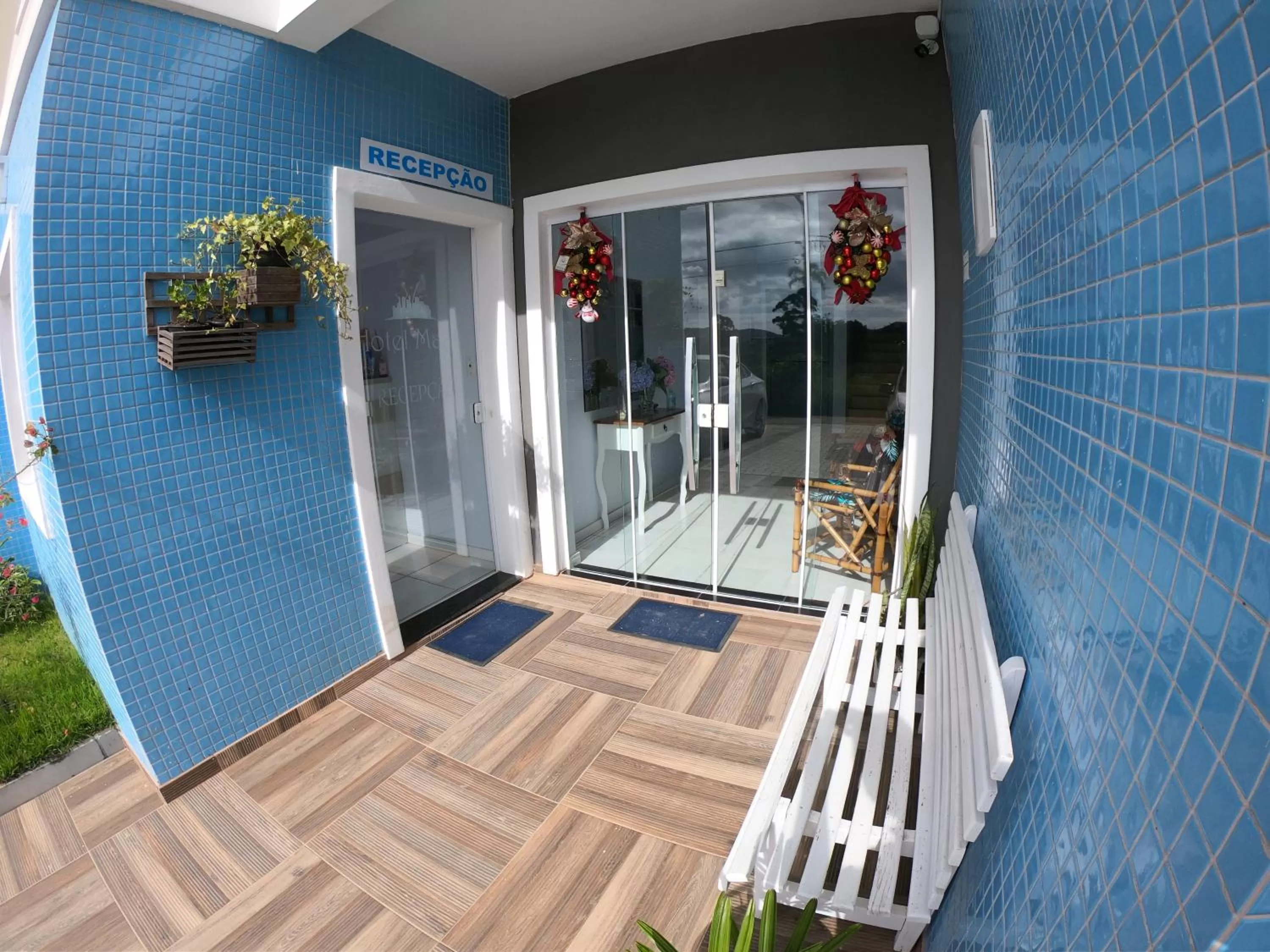 Facade/entrance in Hotel e Pousada Magic